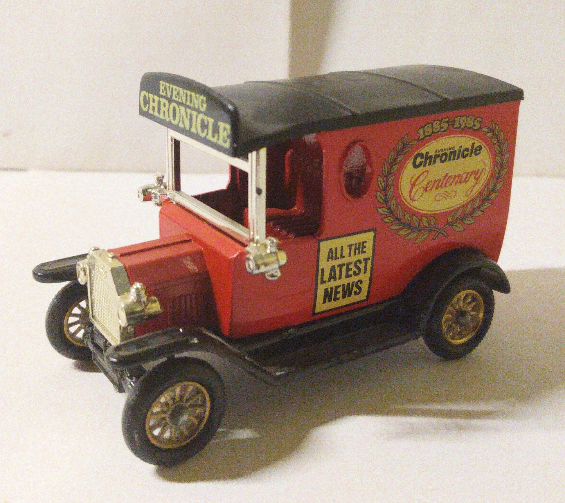 Lledo DG6 Evening Chronicle Centenary 1920 Ford Model T Van England - TulipStuff