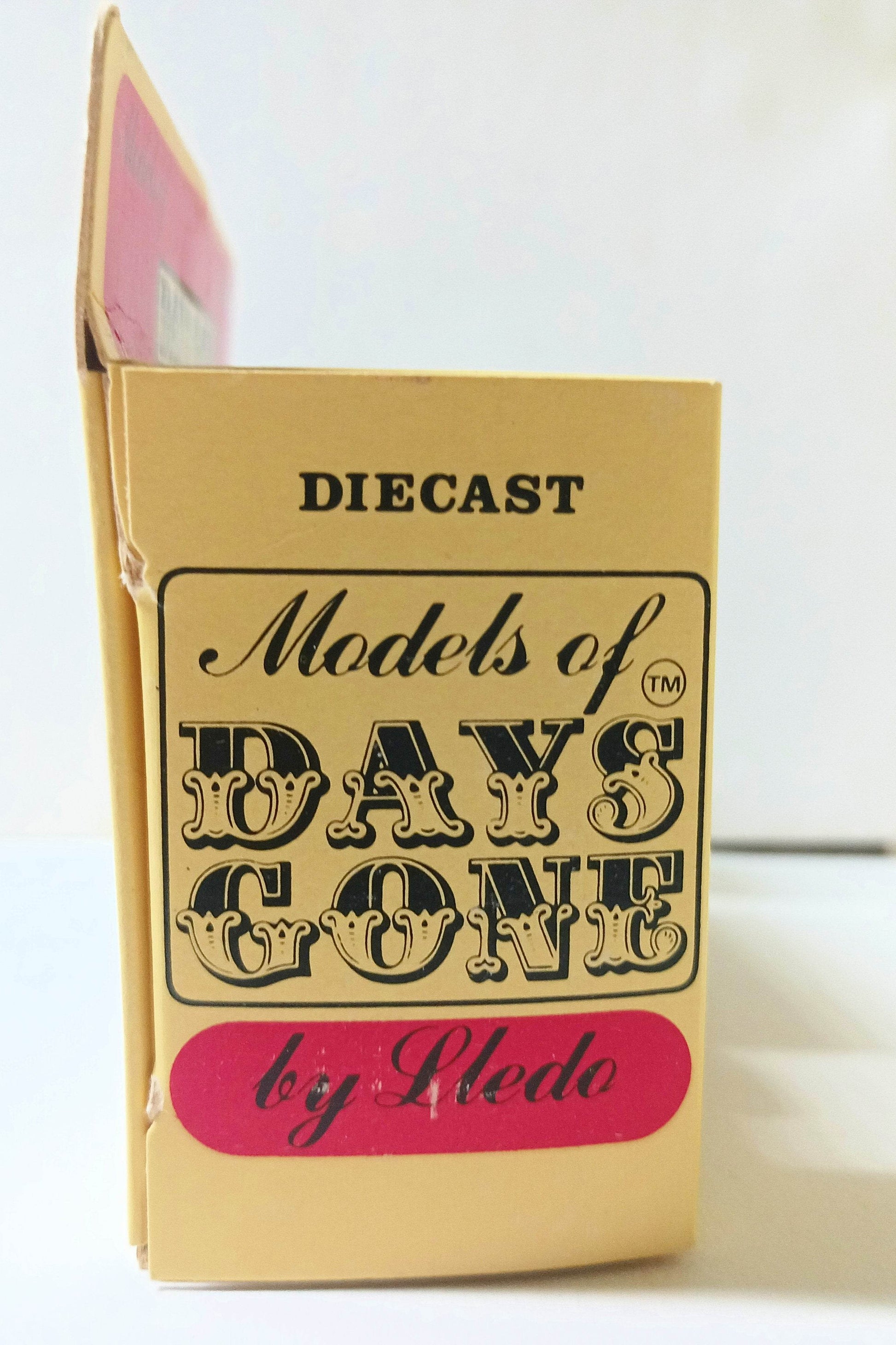 Lledo DG6 Harry Ramsden's Fish & Chip Shop 1920 Ford Model T Van - TulipStuff