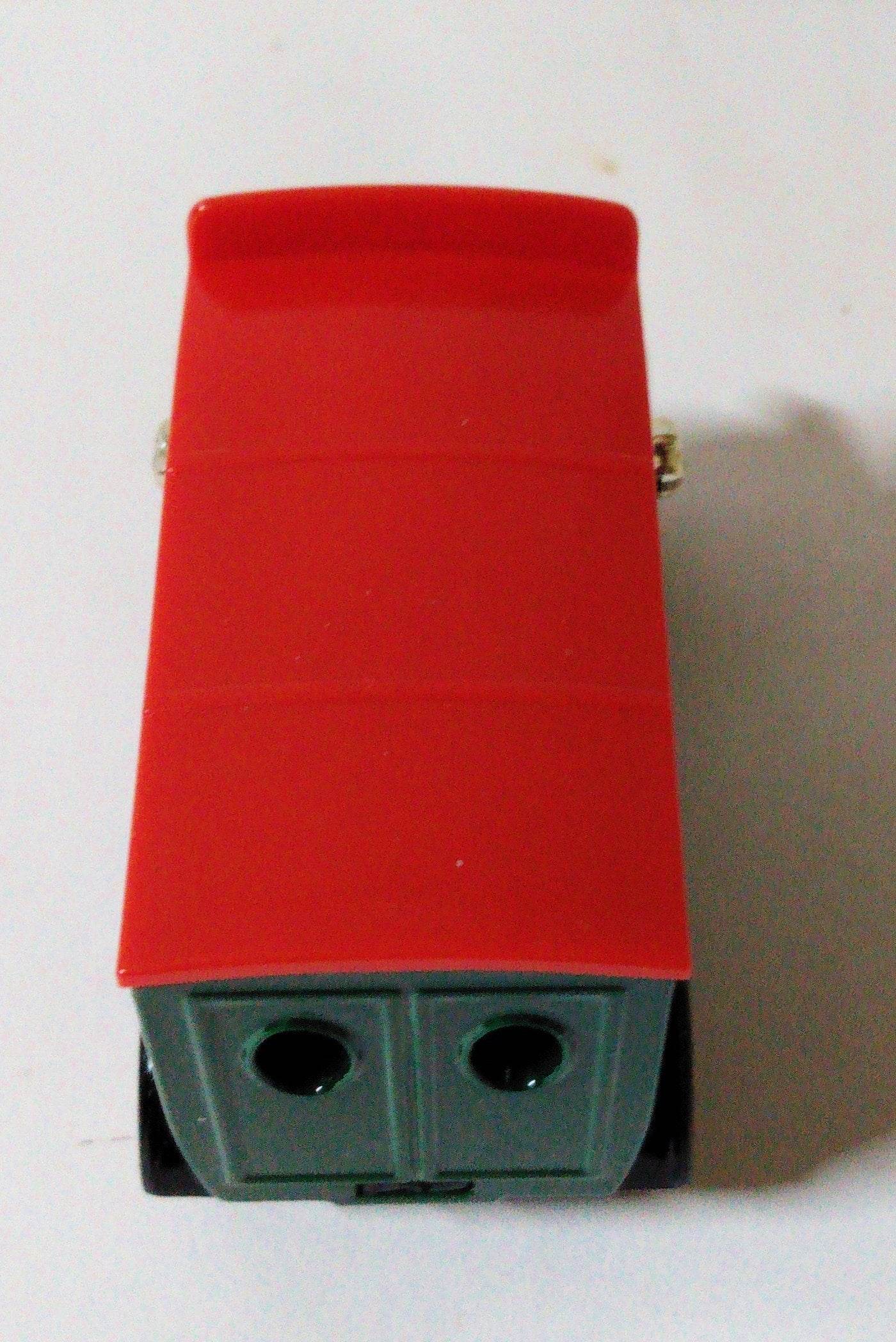 Lledo DG6 John Smith's Tadcaster Brewery 1920 Ford Model T Van England - TulipStuff