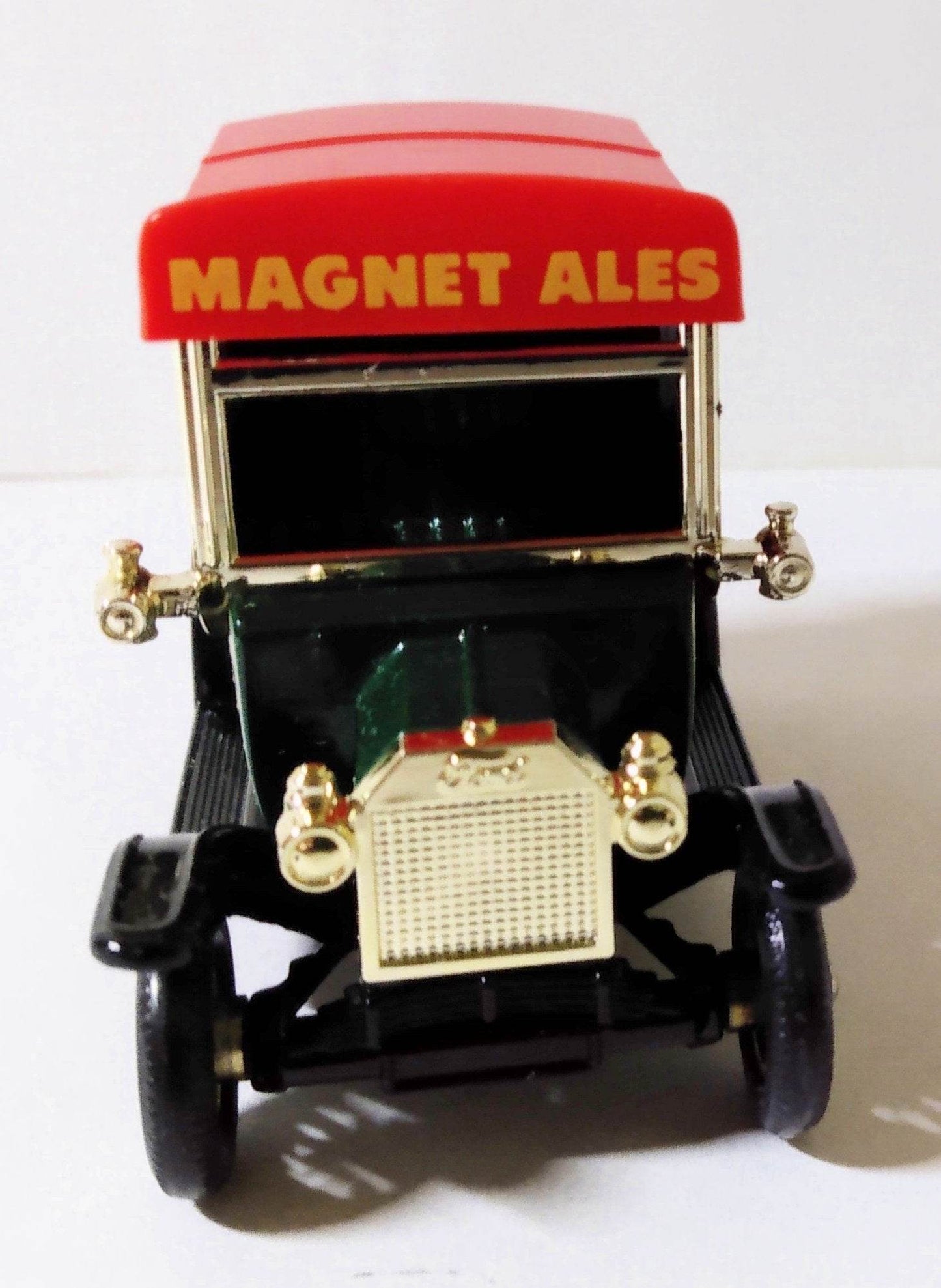 Lledo DG6 John Smith's Tadcaster Brewery 1920 Ford Model T Van England - TulipStuff