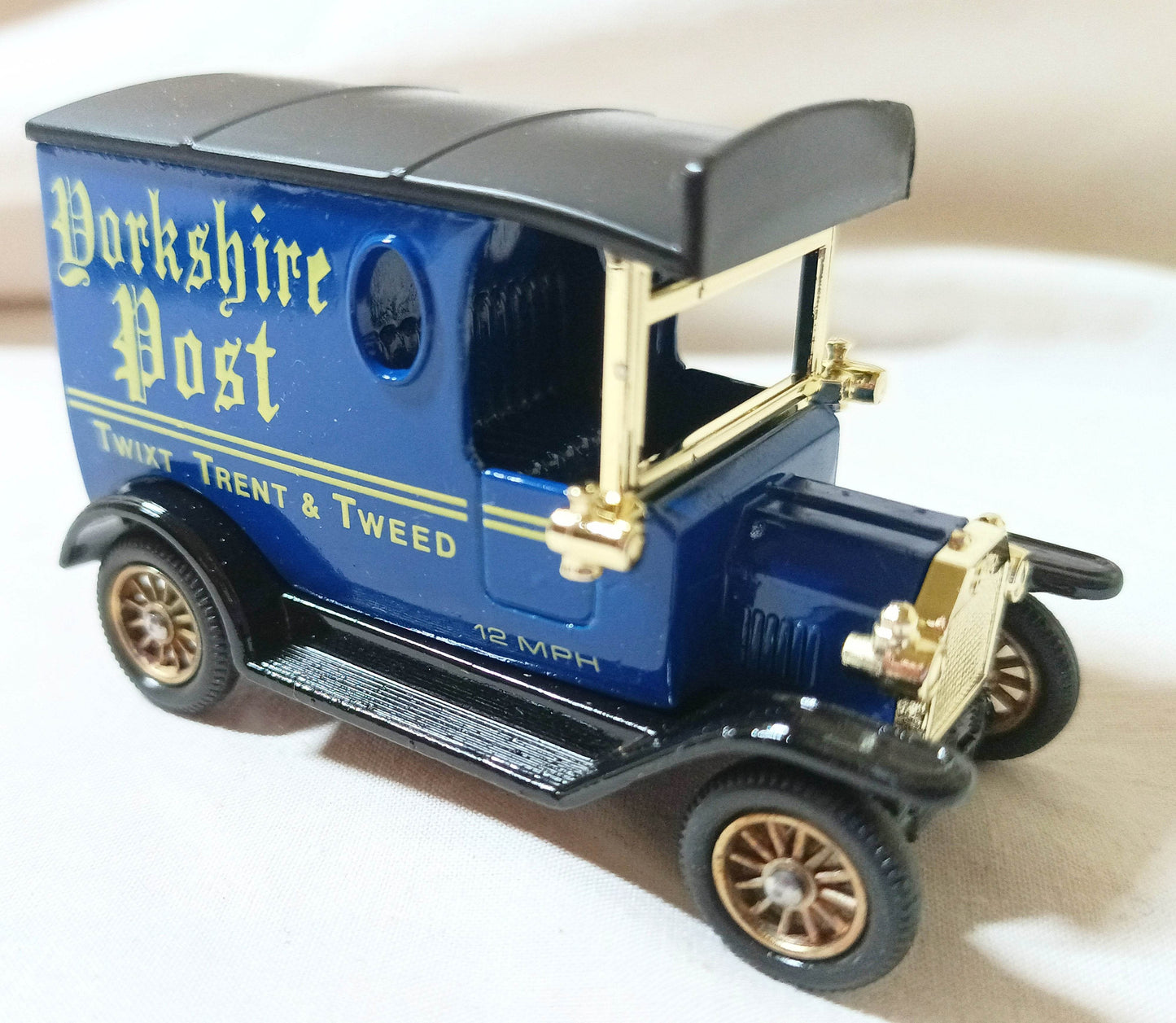 Lledo DG6-001 Yorkshire Post 1920 Ford Model T Van England - TulipStuff