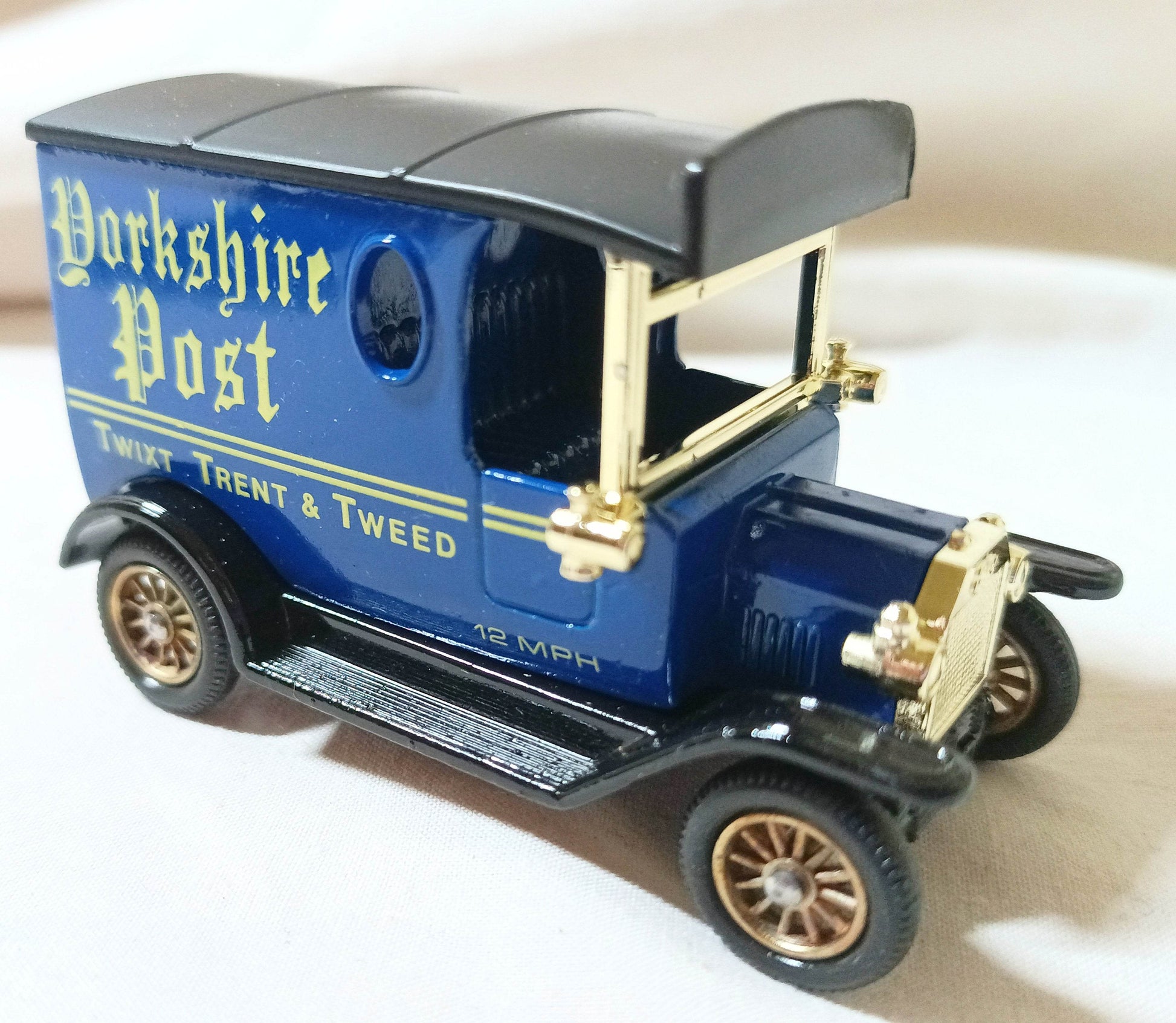 Lledo DG6-001 Yorkshire Post 1920 Ford Model T Van England - TulipStuff
