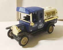 Load image into Gallery viewer, Lledo Collectors Club Winter 1996/97 DG8 1920 Ford Model T Tanker - TulipStuff
