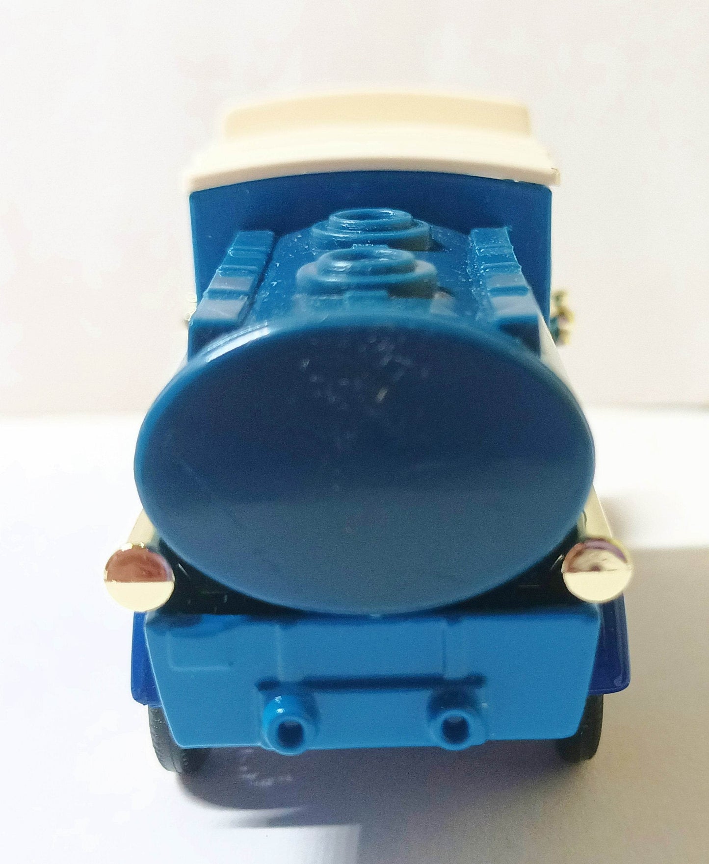 Lledo Days Gone DG8 1920 Ford Model T Tanker Esso Made in England - TulipStuff