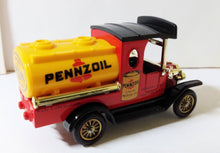 Load image into Gallery viewer, Lledo Days Gone DG8 1920 Ford Model T Tanker Pennzoil England - TulipStuff

