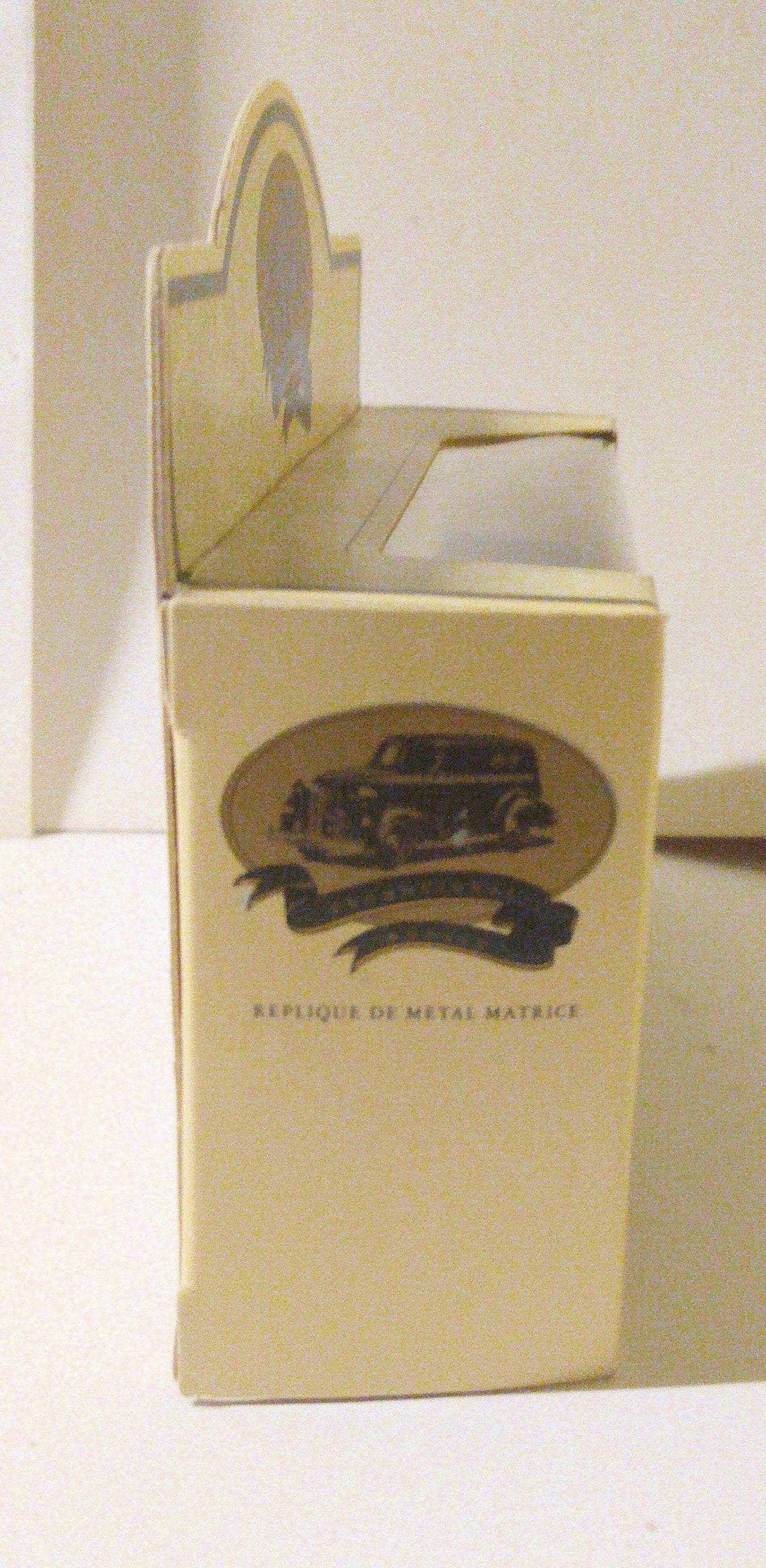 Lledo LP33 Derbyshire Constabulary Training School 1920 Model T Ford - TulipStuff