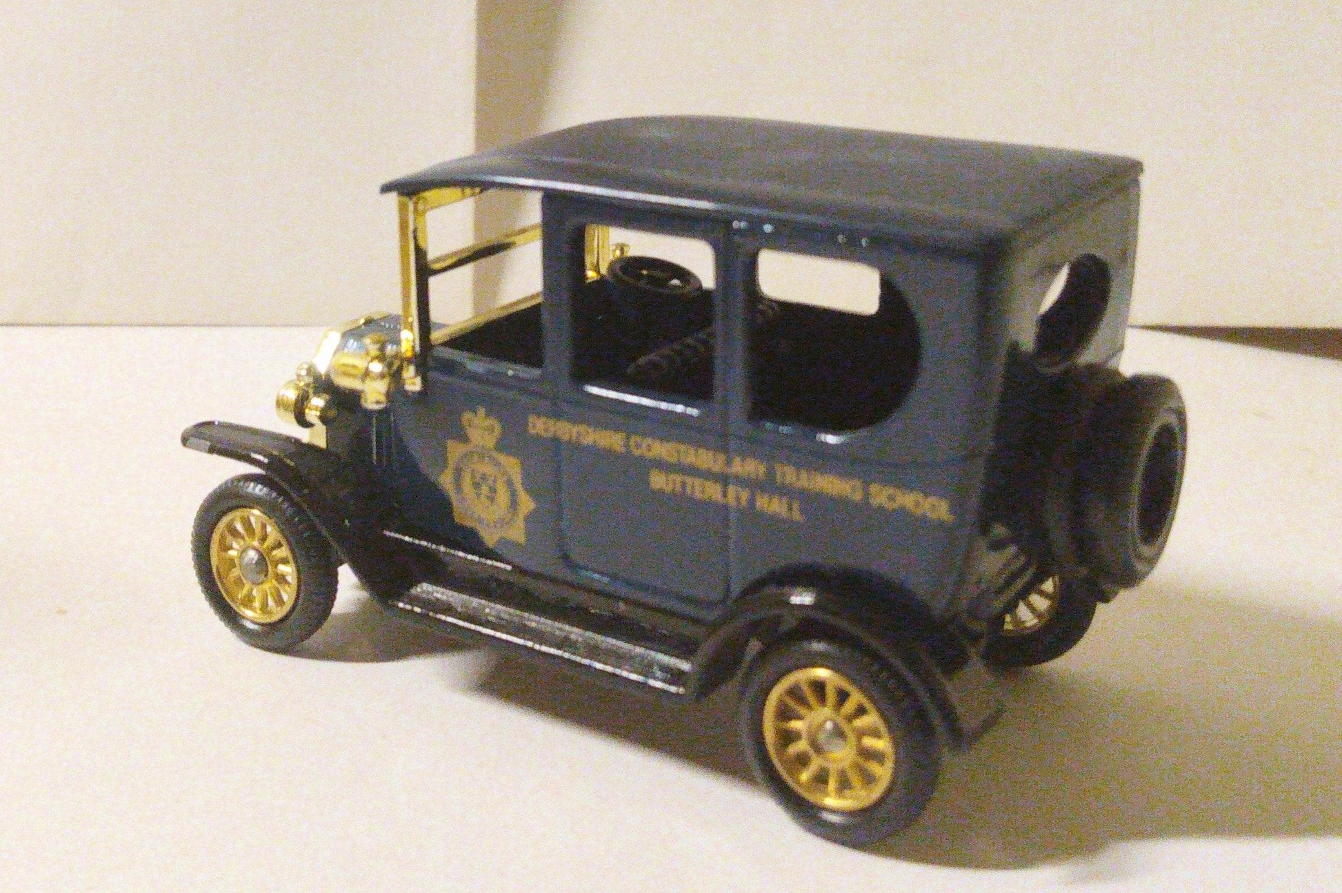 Lledo LP33 Derbyshire Constabulary Training School 1920 Model T Ford - TulipStuff