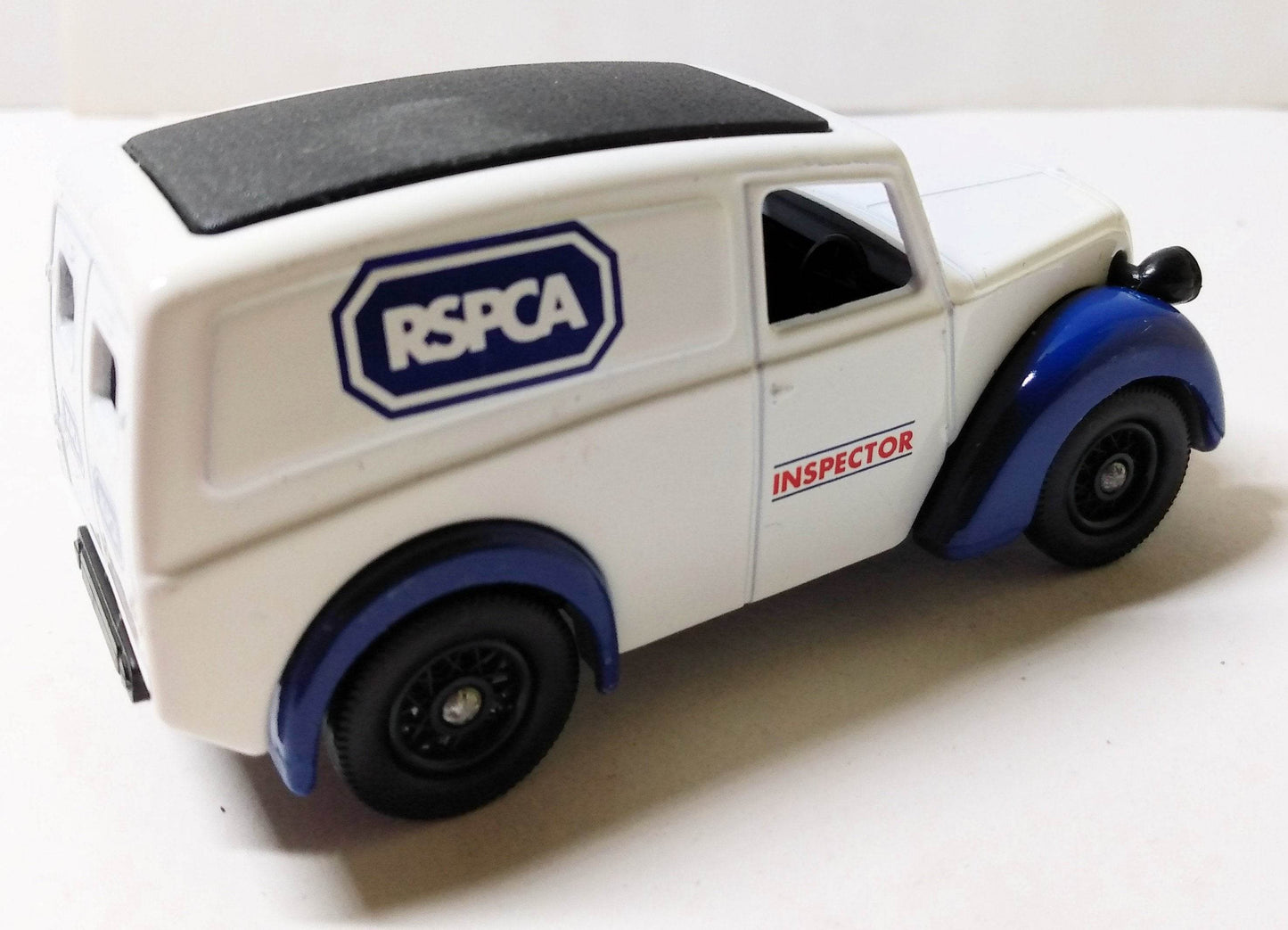 Lledo Promotional LP58032 RSPCA Inspector 1950 Morris Z Van - TulipStuff