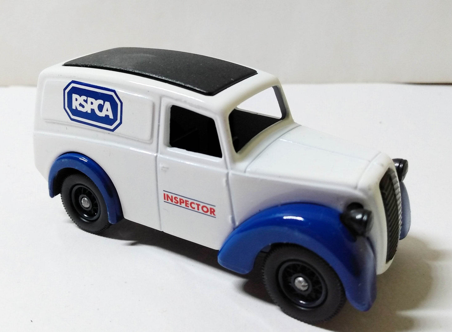 Lledo Promotional LP58032 RSPCA Inspector 1950 Morris Z Van - TulipStuff