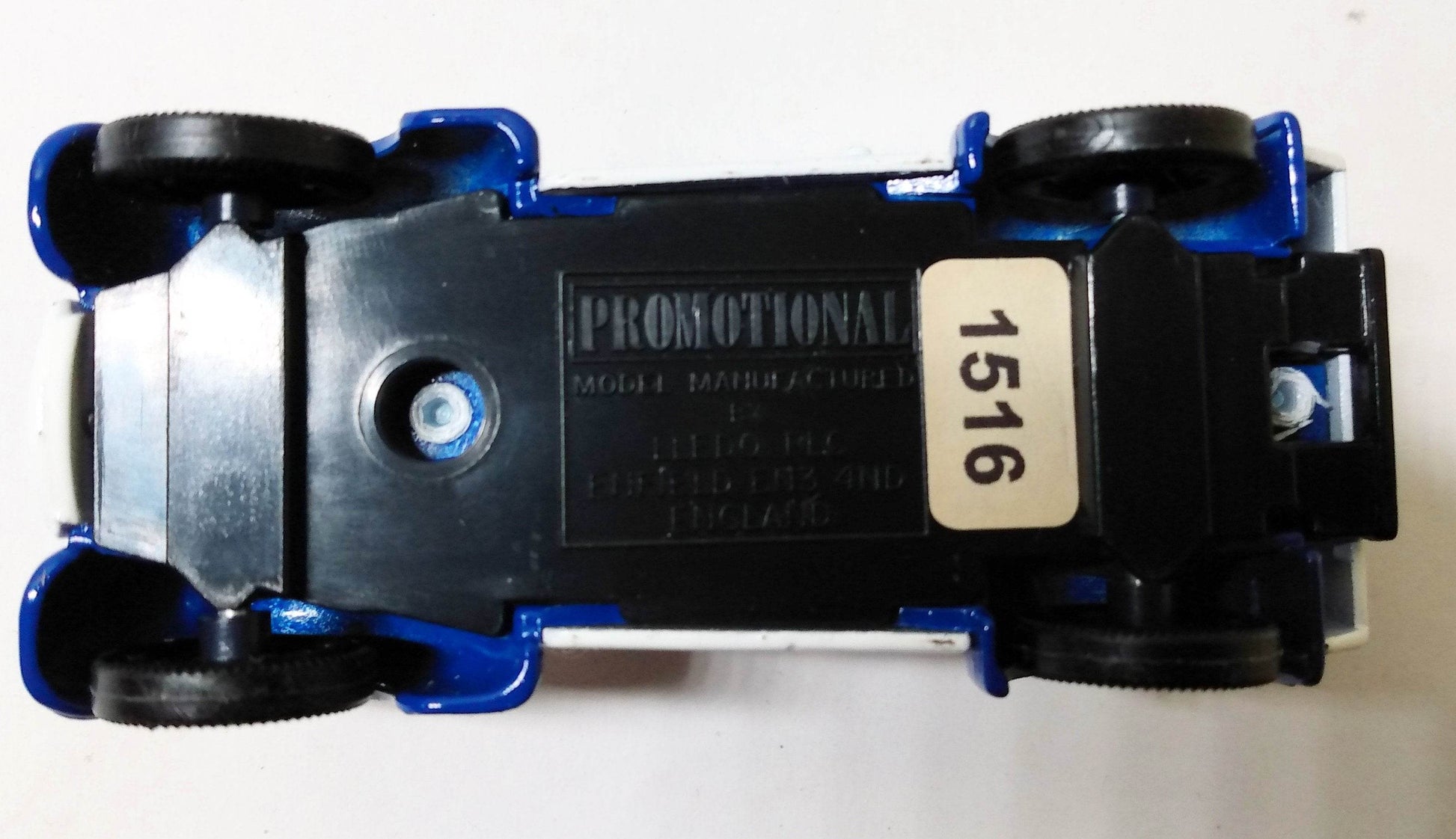 Lledo Promotional LP58032 RSPCA Inspector 1950 Morris Z Van - TulipStuff