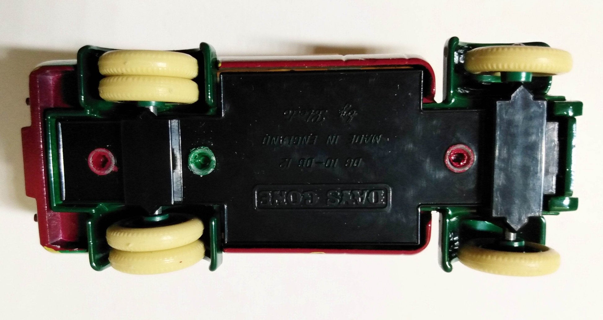 Lledo DG10 Brighton Belle 1935 Dennis Coach Bus Chrome Grille England - TulipStuff