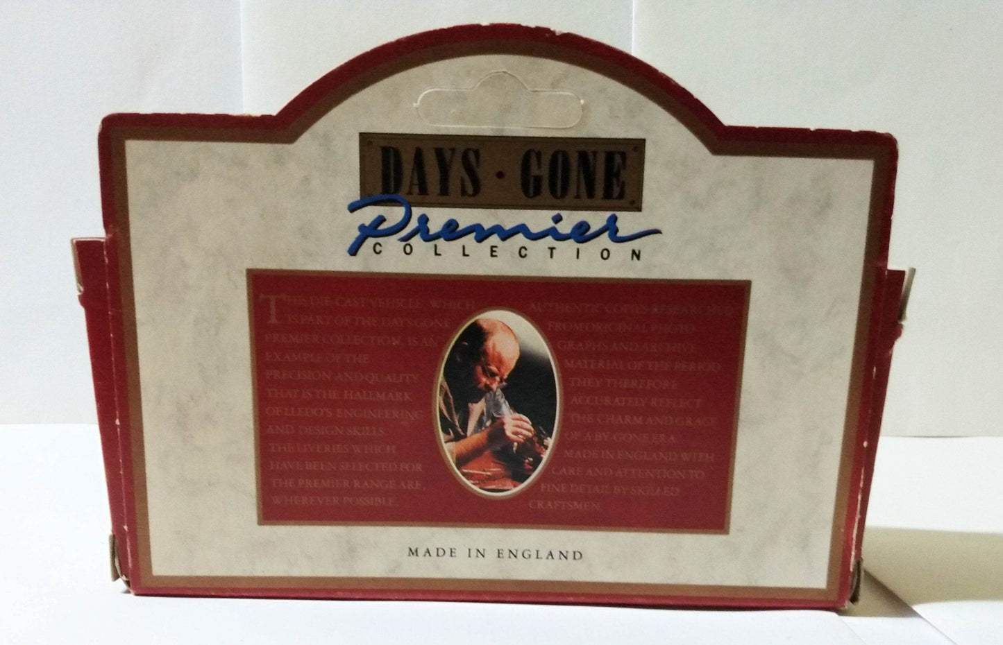 Lledo Days Gone Premier DG43 1931 Morris Van Metropolitan Railway - TulipStuff