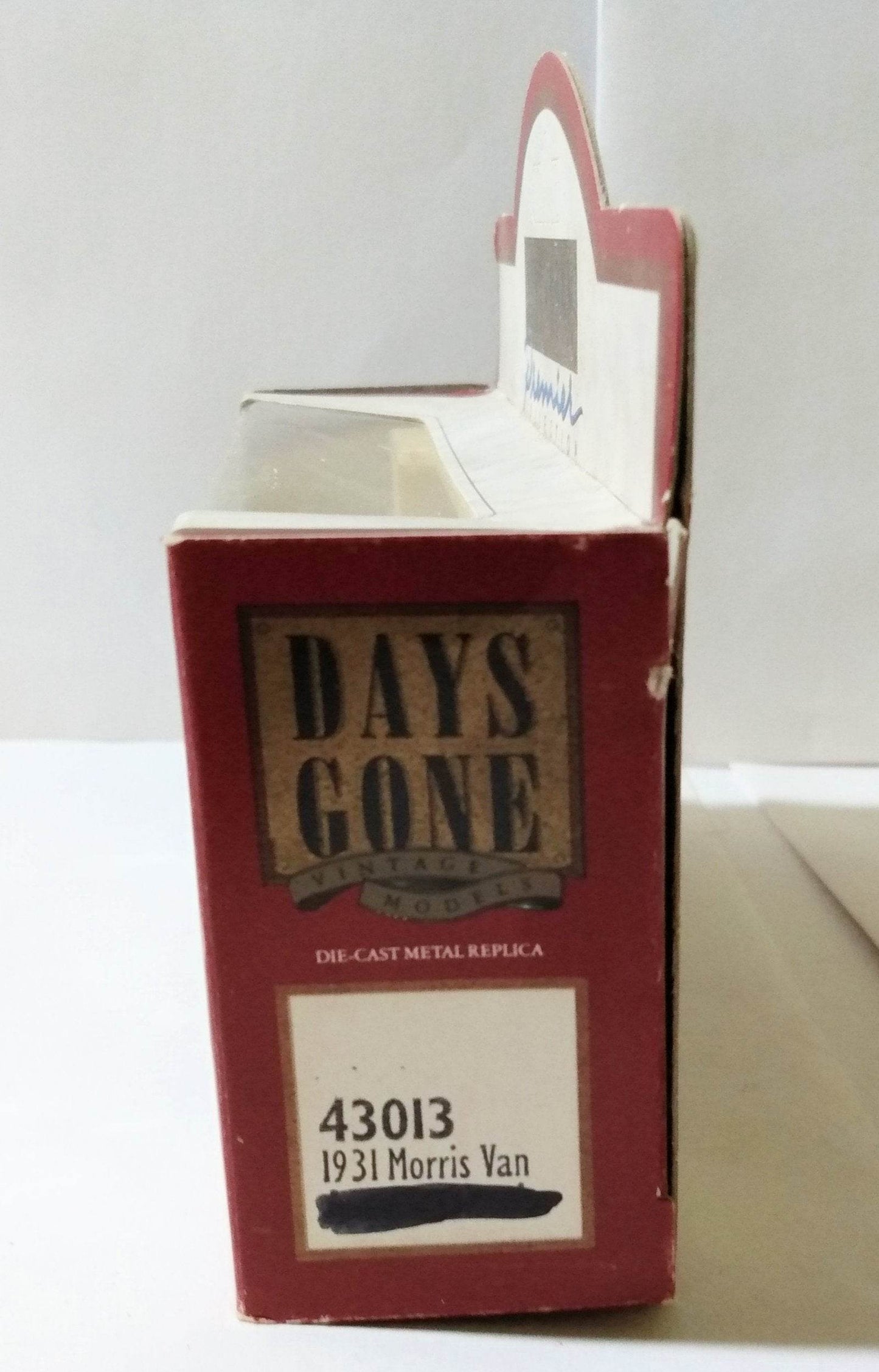 Lledo Days Gone Premier DG43 1931 Morris Van Metropolitan Railway - TulipStuff