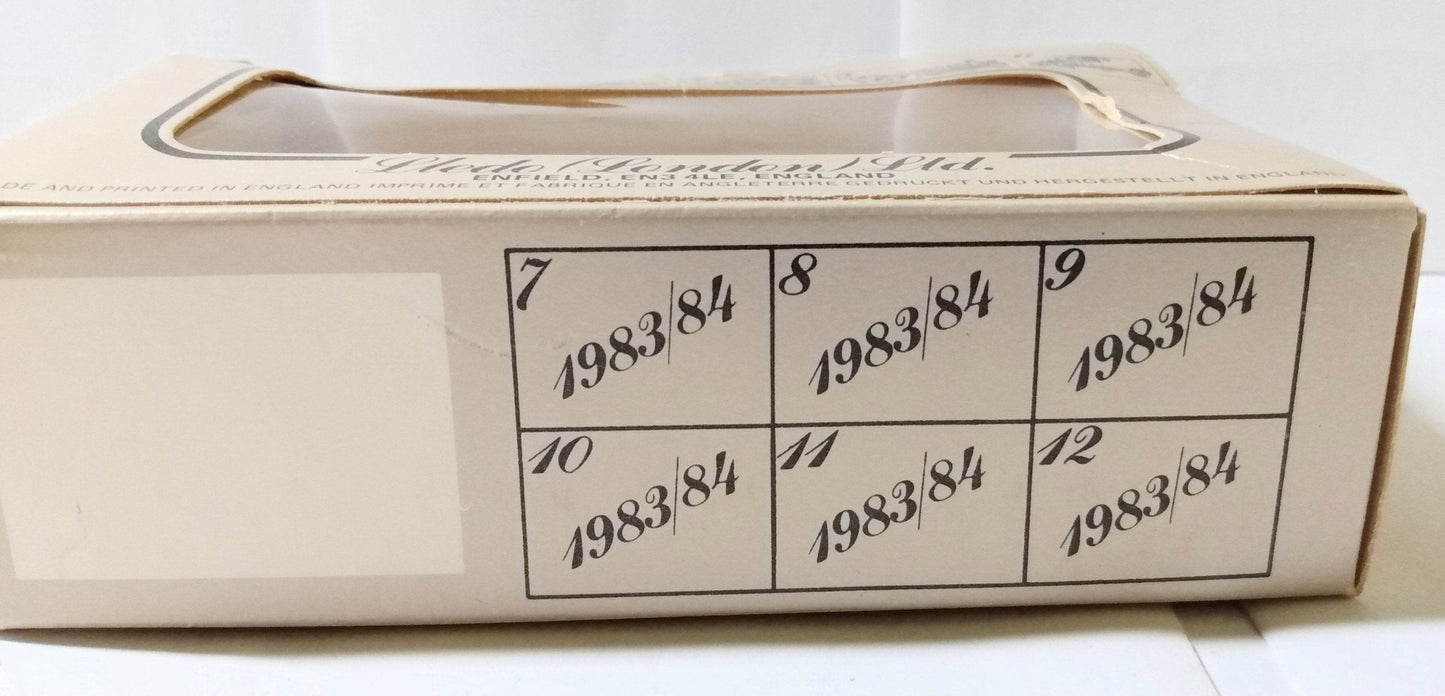 Lledo DG4 Lipton Teas Horse-Drawn Omnibus Bowery to Broadway Red 1984 - TulipStuff