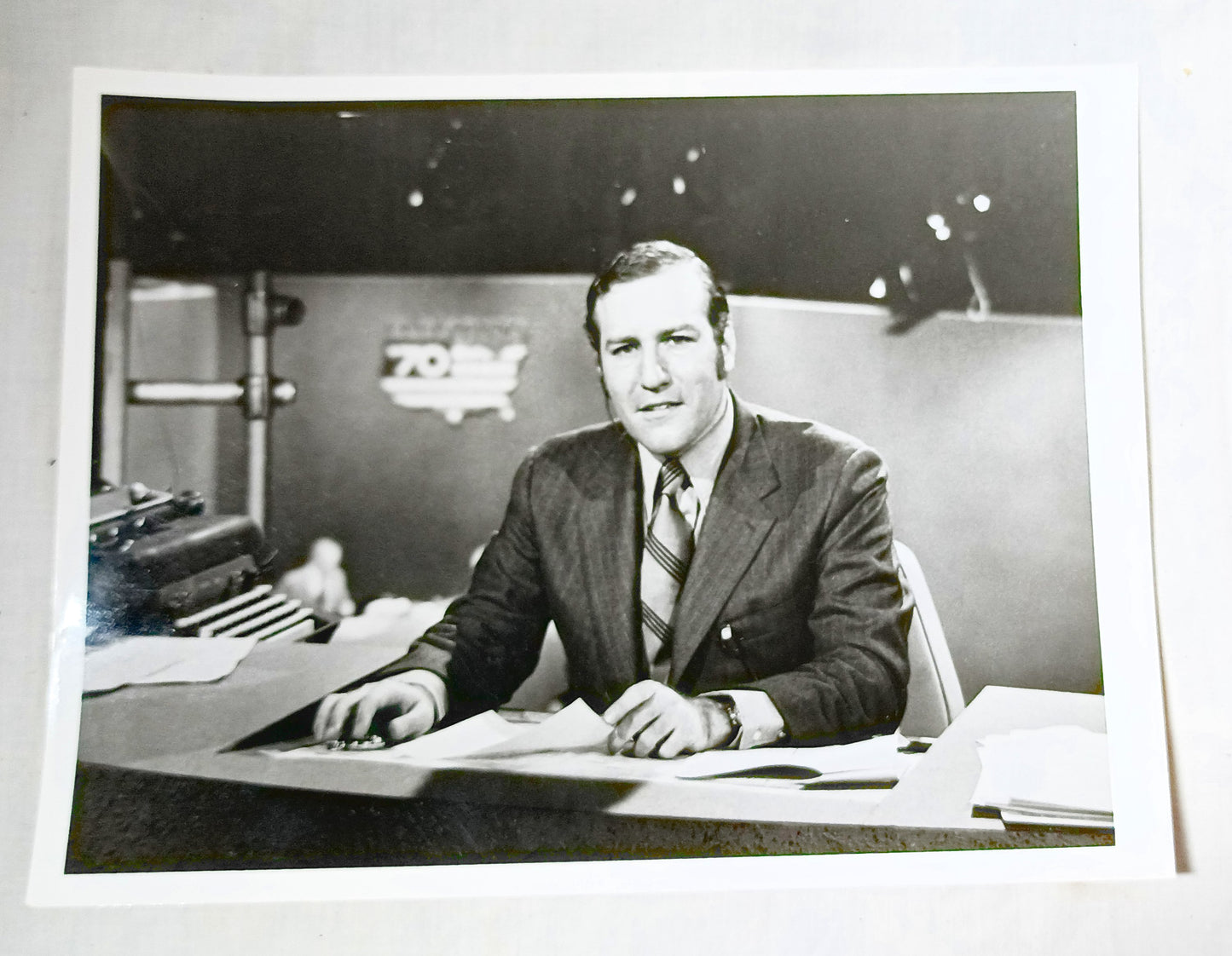 Louis Rukeyser ABC News Economic Correspondent 7"x9" Promo Photo 1970 - TulipStuff