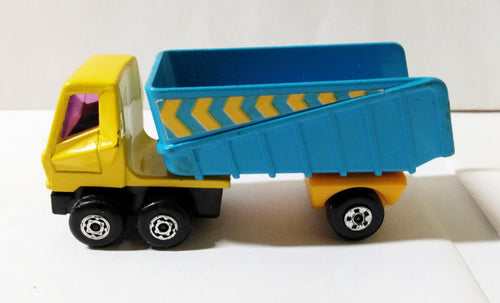 Lesney Matchbox 50 Articulated Truck Superfast England 1973 - TulipStuff