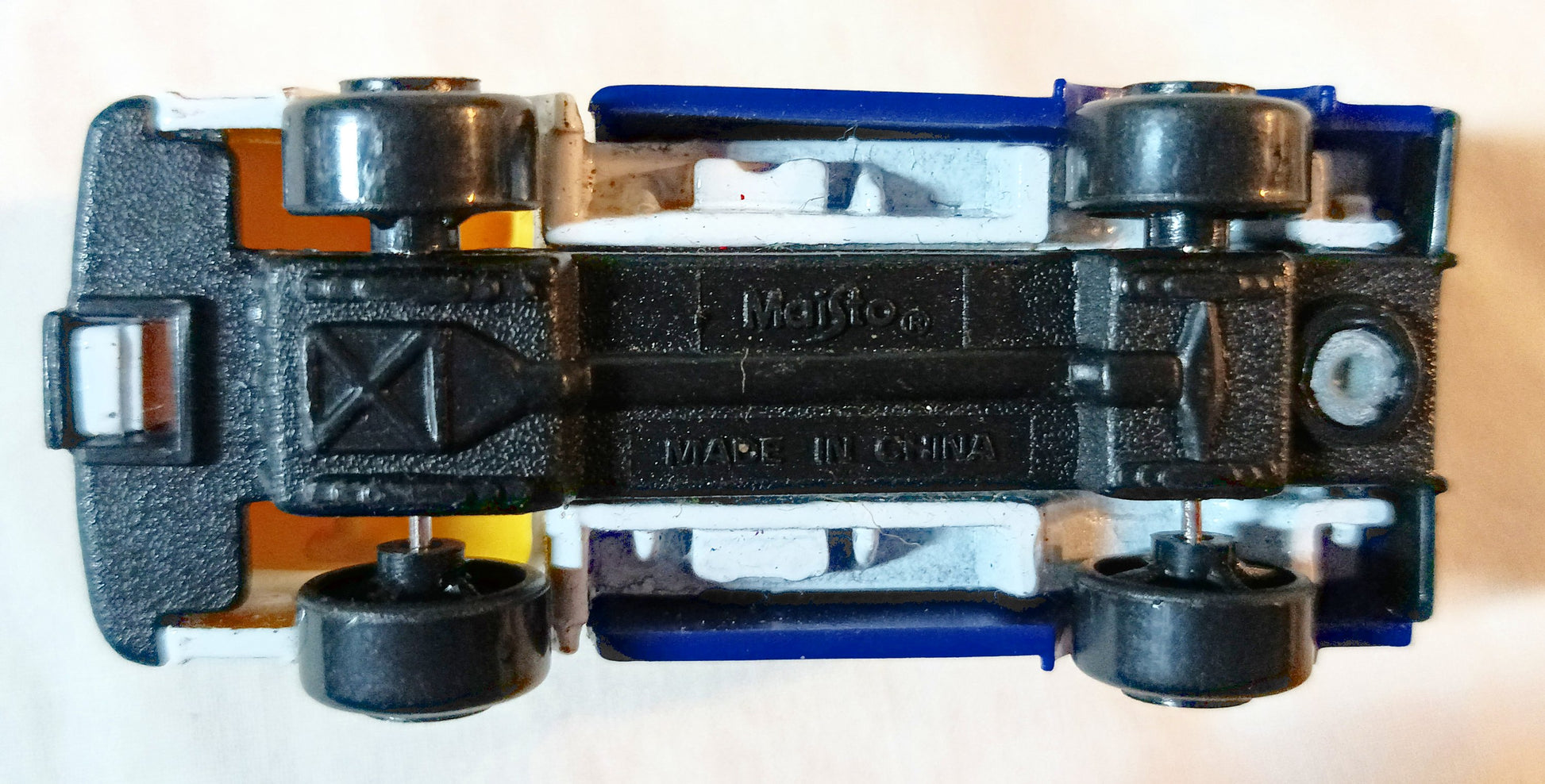 Maisto Road & Track Pepsi Bottle Delivery Truck 1:64 1990's - TulipStuff