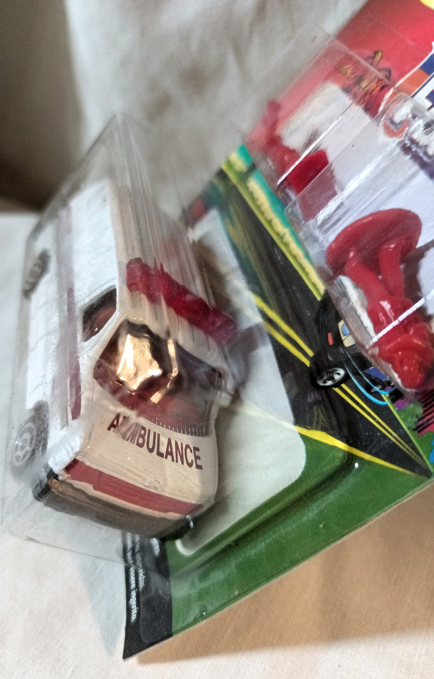 Majorette Rescue Force 270 Ford Econoline Ambulance 1998 - TulipStuff