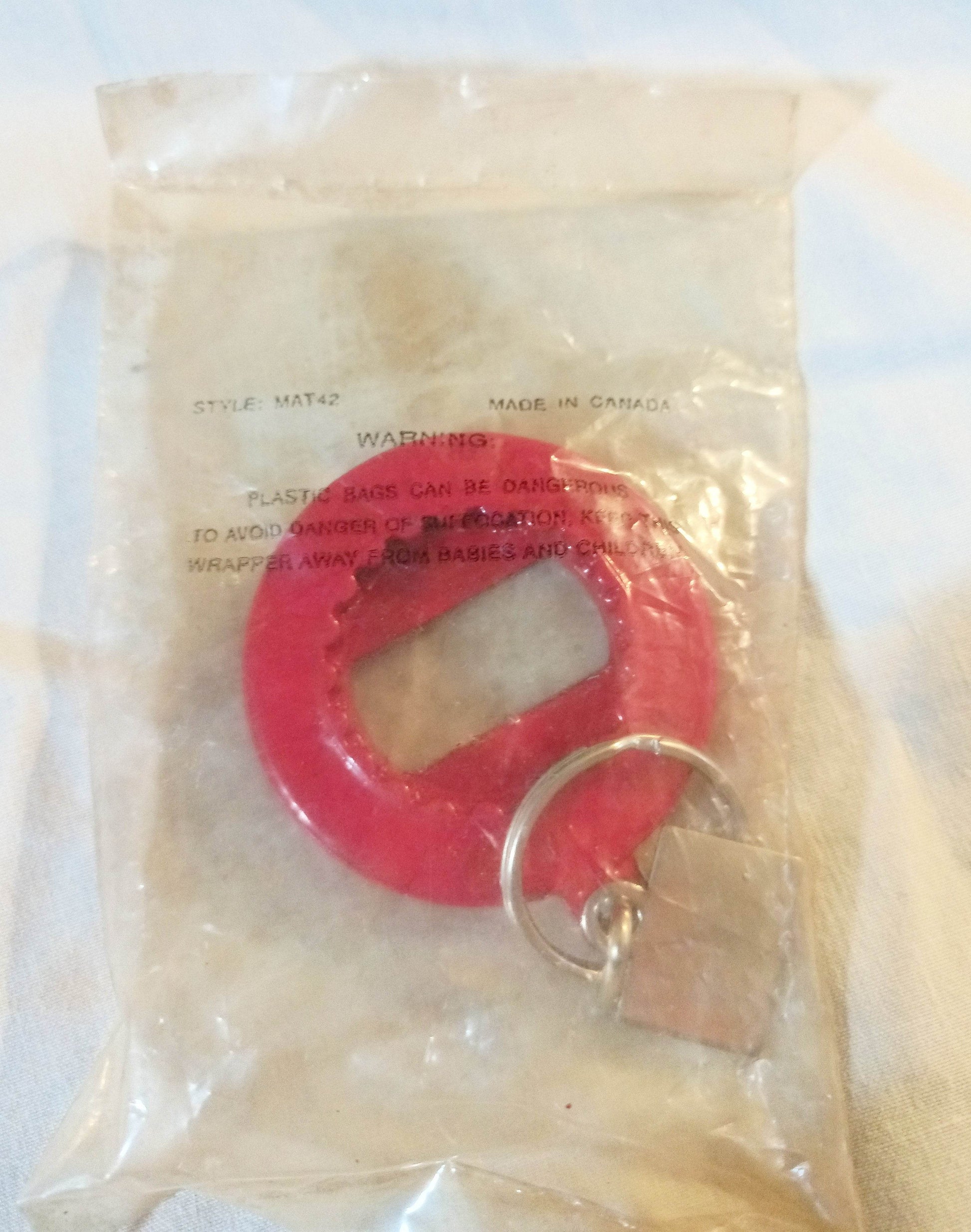 Marlboro Adventure Team Red Lizard Bottle Opener Key Ring 1990's Metal - TulipStuff