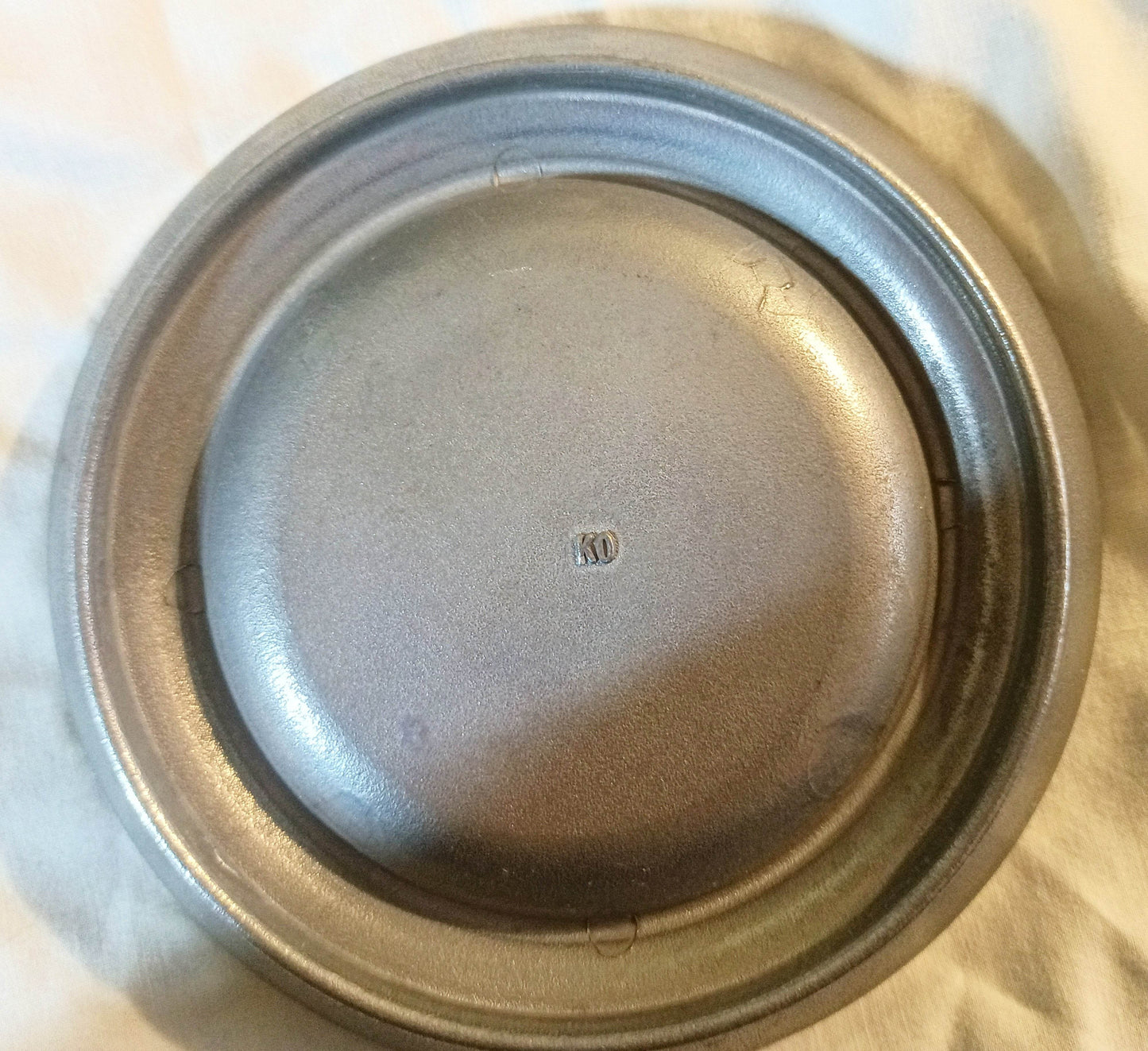 Marlboro Unlimited Locomotive Train Logo Pewter Ashtray 1990's - TulipStuff