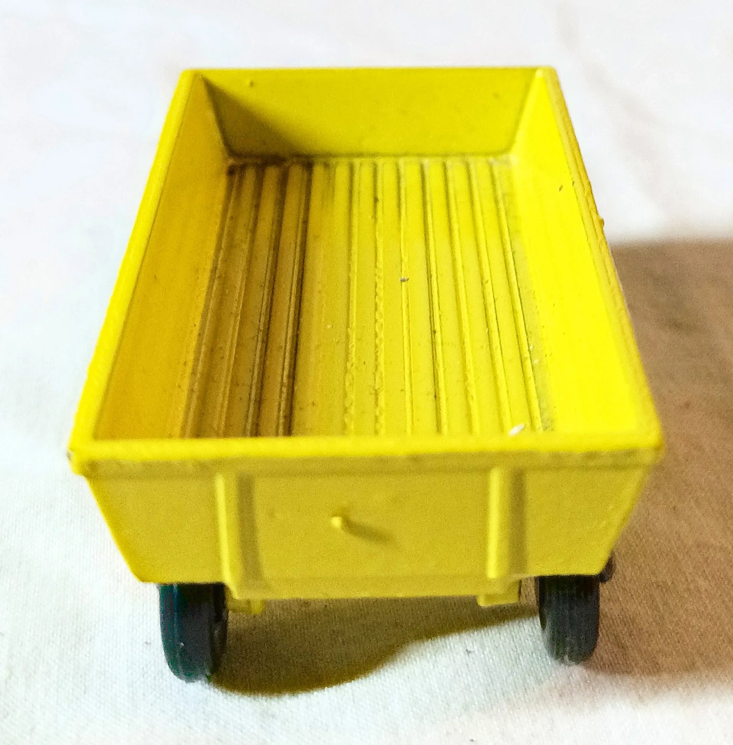 Lesney Matchbox Hay Trailer Yellow TP-2 Farm Toy England 1976 - TulipStuff