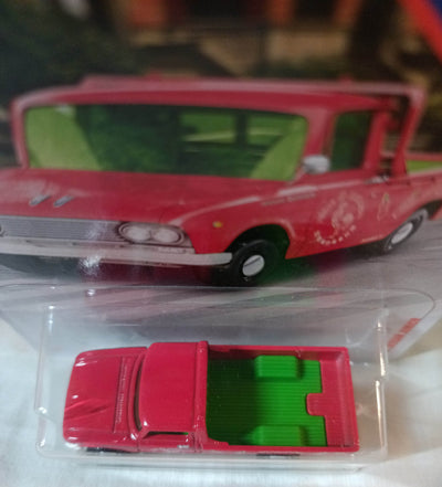 Matchbox '62 Nissan Junior Pickup Sriracha Hot Sauce MBX Service 2019 - TulipStuff