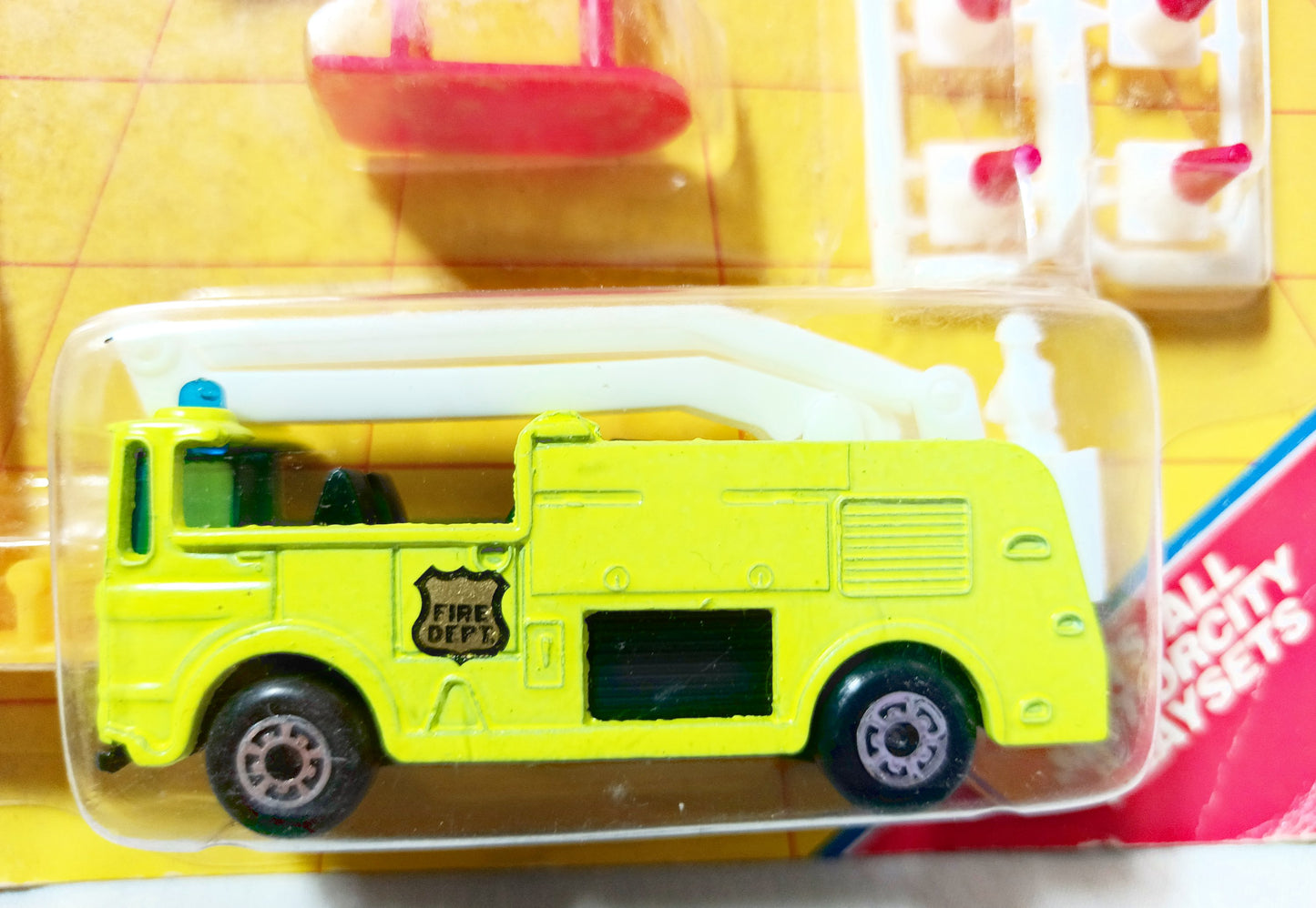 Matchbox Emergency Action Pack Snorkel Fire Truck 1990 - TulipStuff