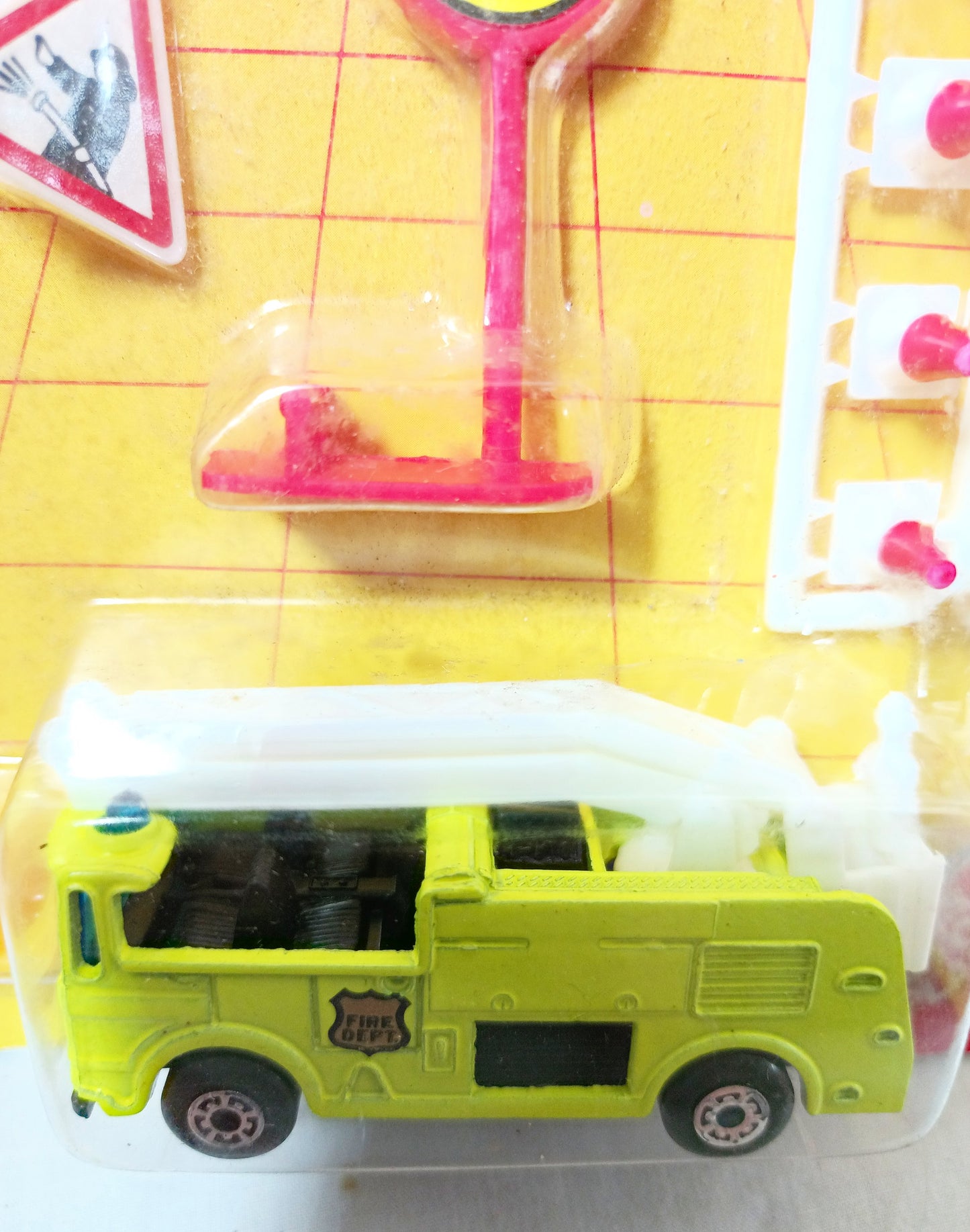 Matchbox Emergency Action Pack Snorkel Fire Truck 1990 - TulipStuff