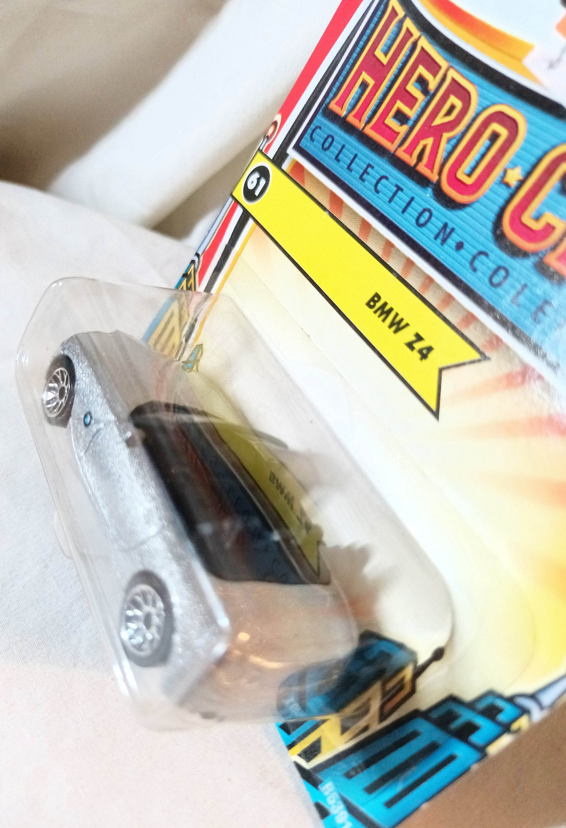 Matchbox #61 BMW Z4 Convertible Hero City Silver 2004 - TulipStuff
