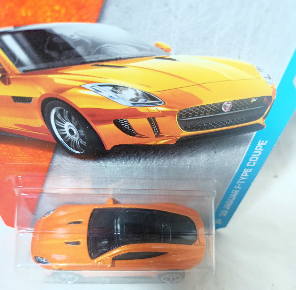 Matchbox MB15 '15 Jaguar F-Type Coupe MBX Adventure City Orange 2016 - TulipStuff