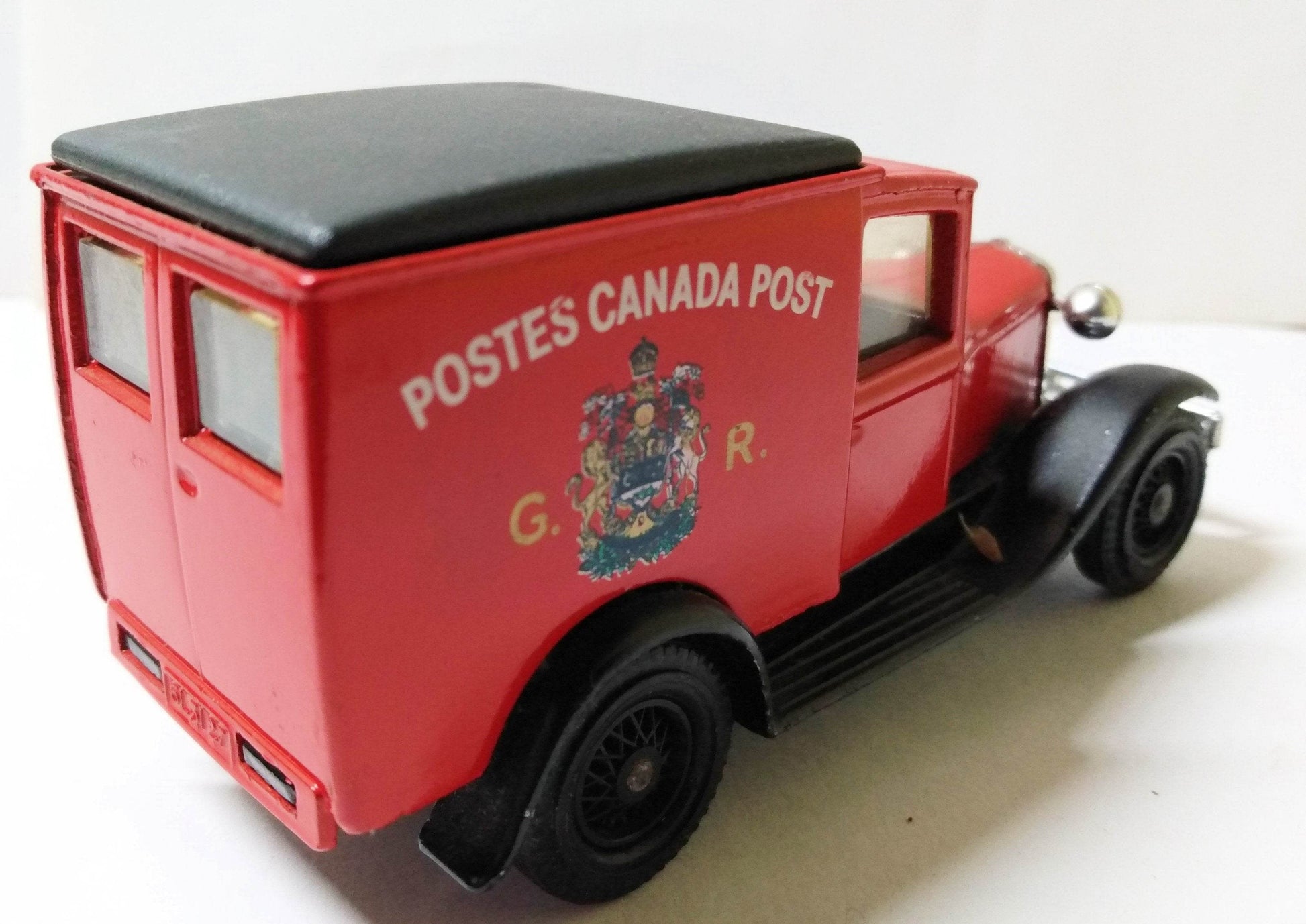 Matchbox Models of Yesteryear Y22  Canada Post Ford Model A Van - TulipStuff