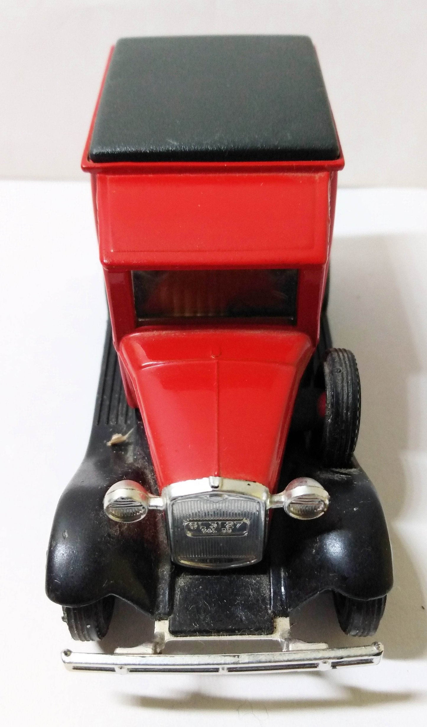 Matchbox Models of Yesteryear Y22  Canada Post Ford Model A Van - TulipStuff