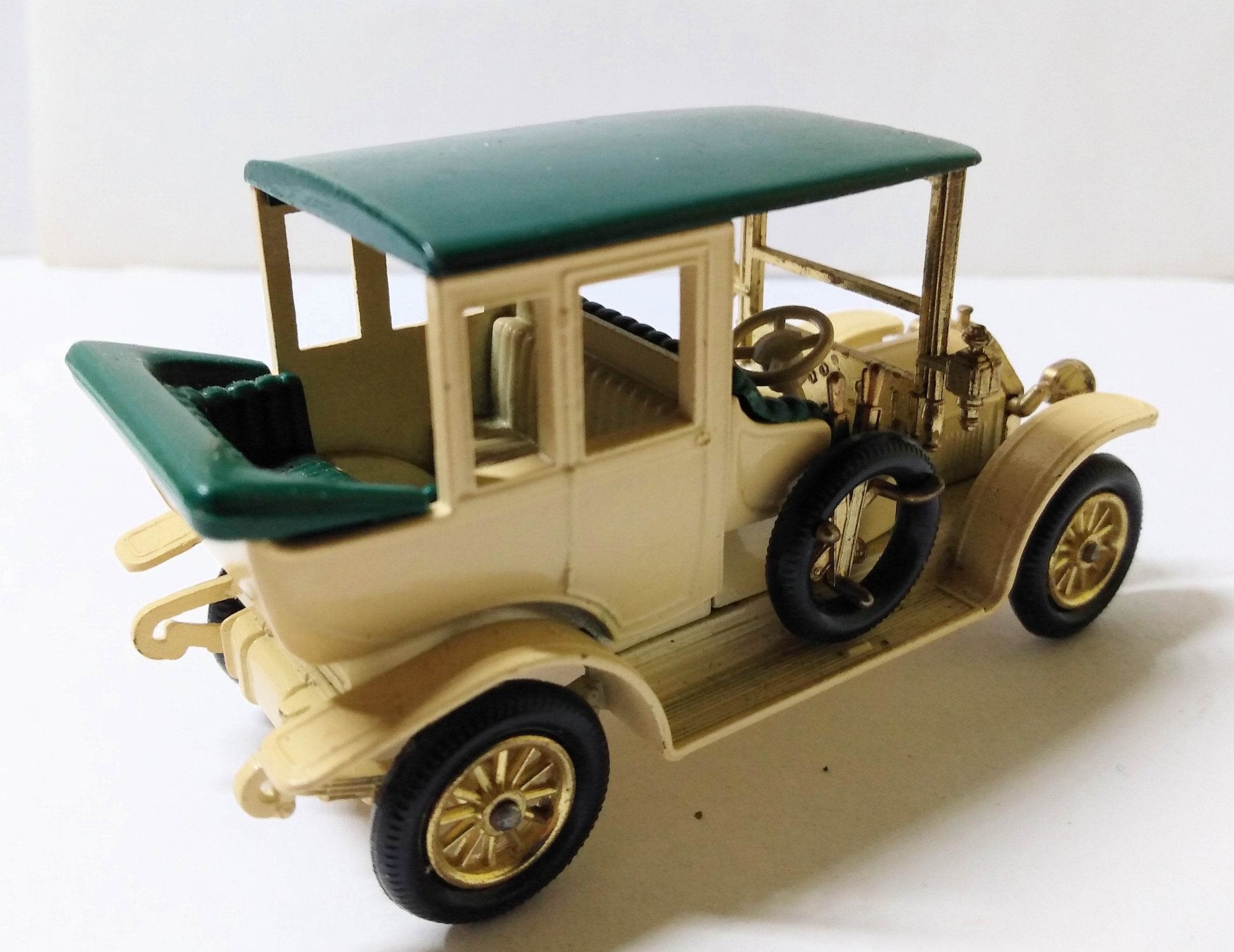 Lesney Matchbox Models of Yesteryear Y3 1910 Benz Limousine - TulipStuff