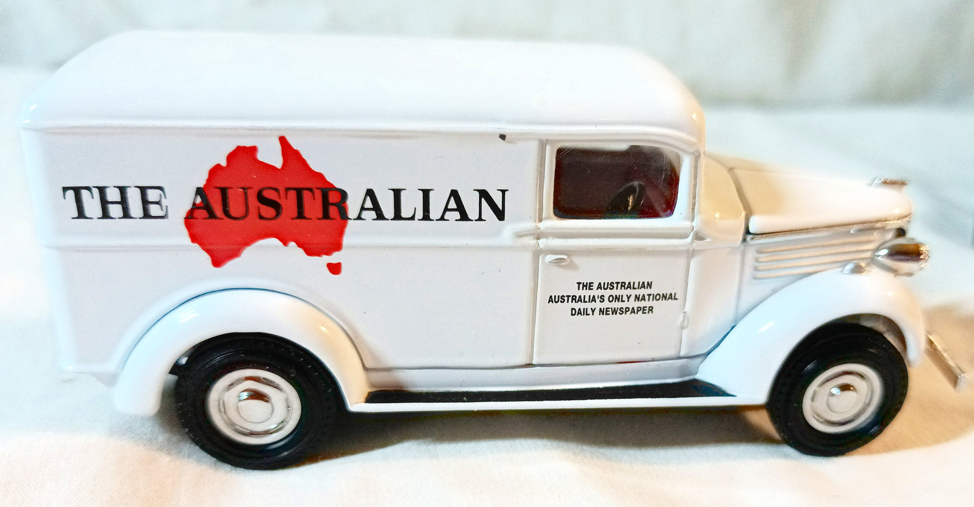 Matchbox Collectibles Power Of The Press The Australian 1937 GMC Van - TulipStuff