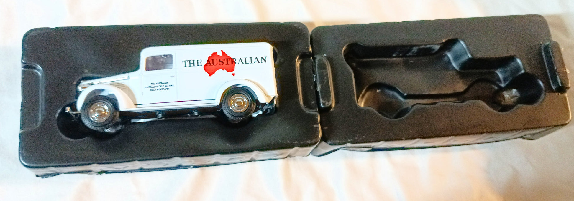 Matchbox Collectibles Power Of The Press The Australian 1937 GMC Van - TulipStuff