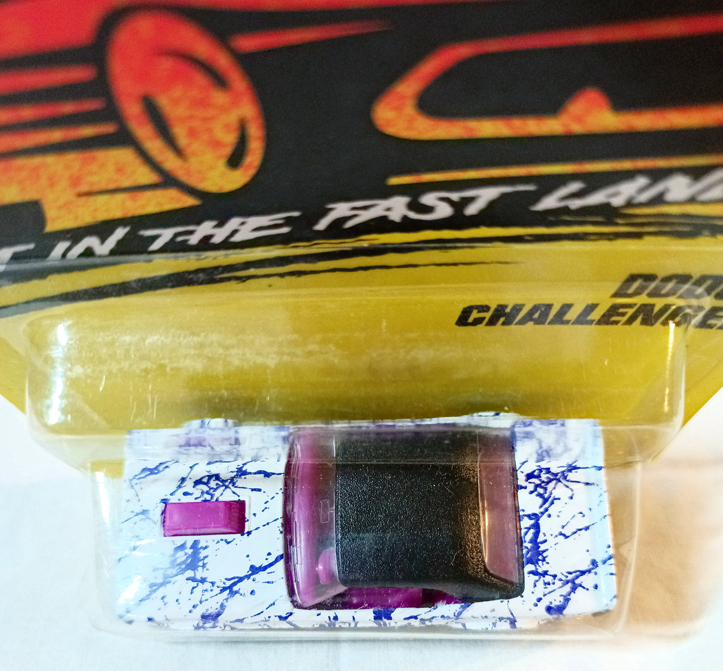 Matchbox 1 Dodge Challenger White Purple Superfast 1996 - TulipStuff