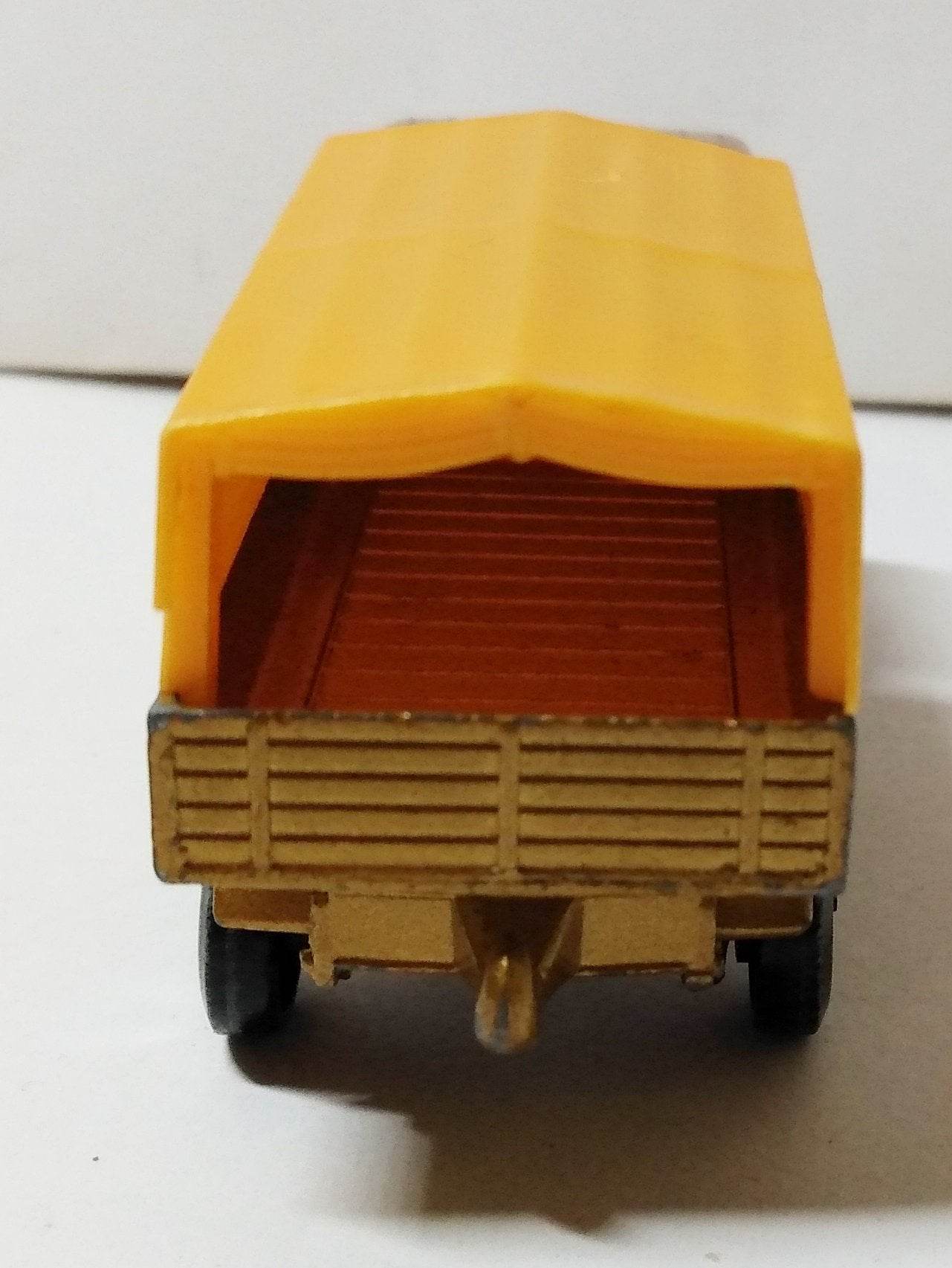 Lesney Matchbox 1 Mercedes Benz Lorry Truck 1970 England Superfast - TulipStuff