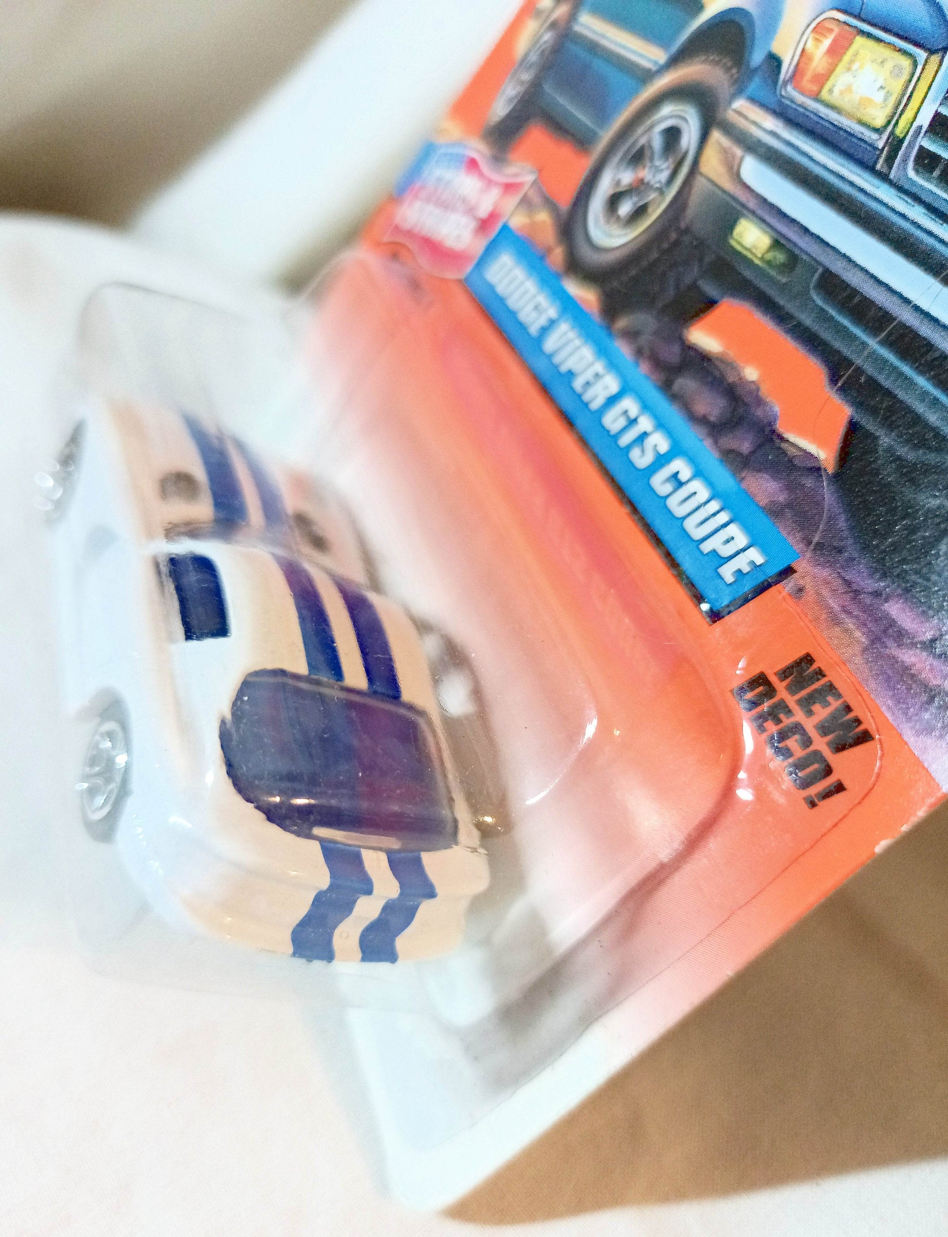 Matchbox #1 Dodge Viper GTS Coupe Stars and Stripes 1998 - TulipStuff