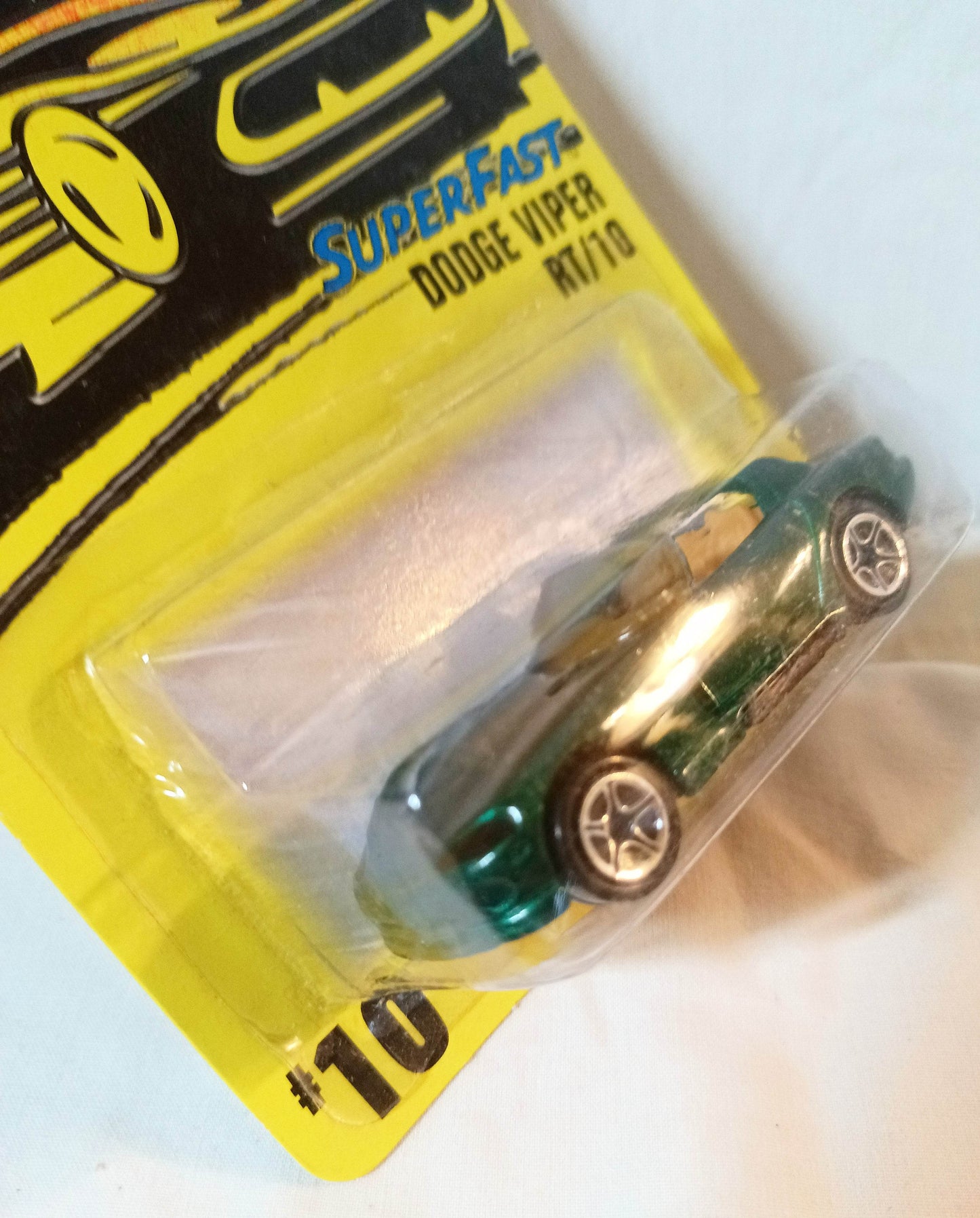 Matchbox #10 Dodge Viper RT/10 Sports Car Superfast 1997 Green - TulipStuff