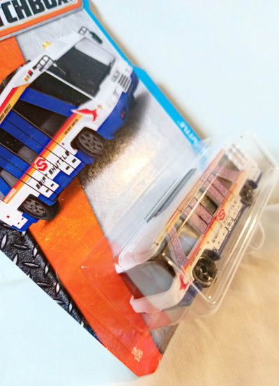 Matchbox #12 Swift Shuttle Airport Bus MBX Adventure City 2017 - TulipStuff