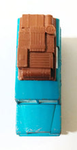 Load image into Gallery viewer, Lesney Matchbox No 12 Land Rover Diecast Car Made In England 1967 - TulipStuff
