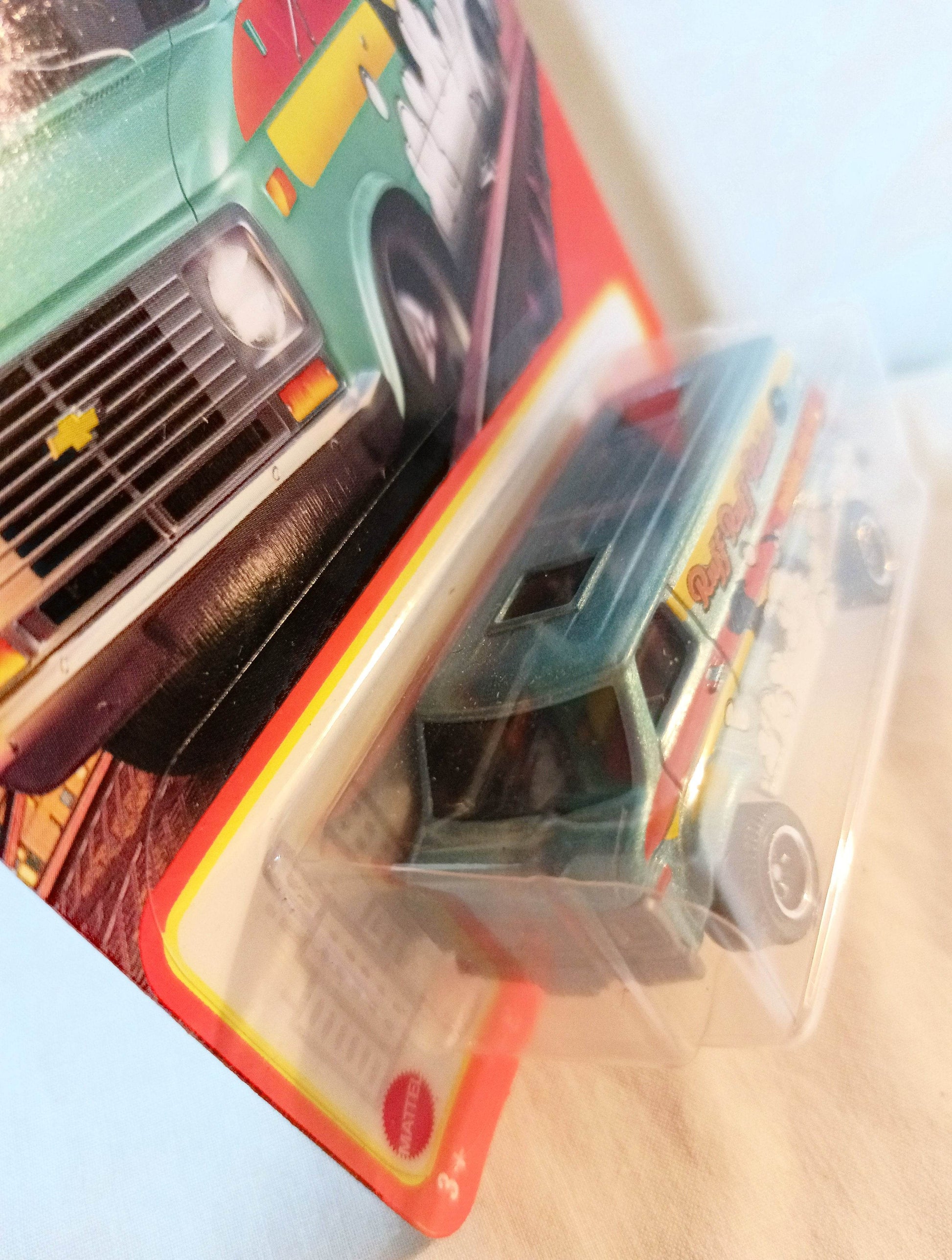 Matchbox #14 '75 Chevy Van Ruff Ruff Rider Mobile Dog Spa 2024 - TulipStuff
