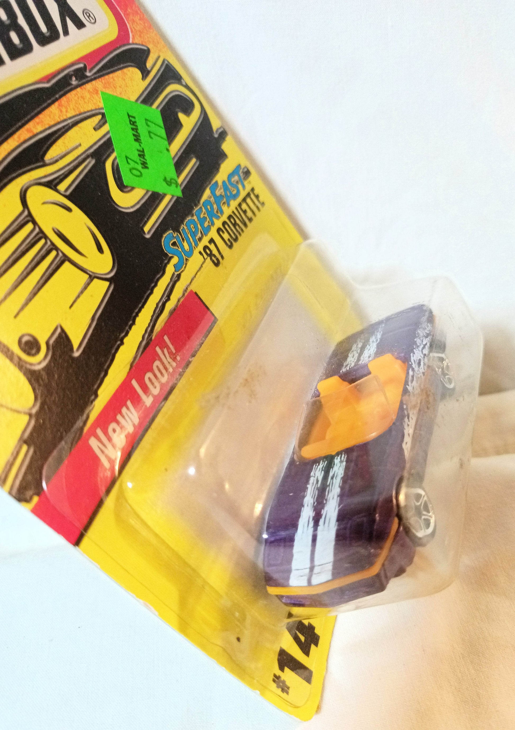 Matchbox #14 '87 Corvette Convertible Chevrolet Superfast 1997 - TulipStuff