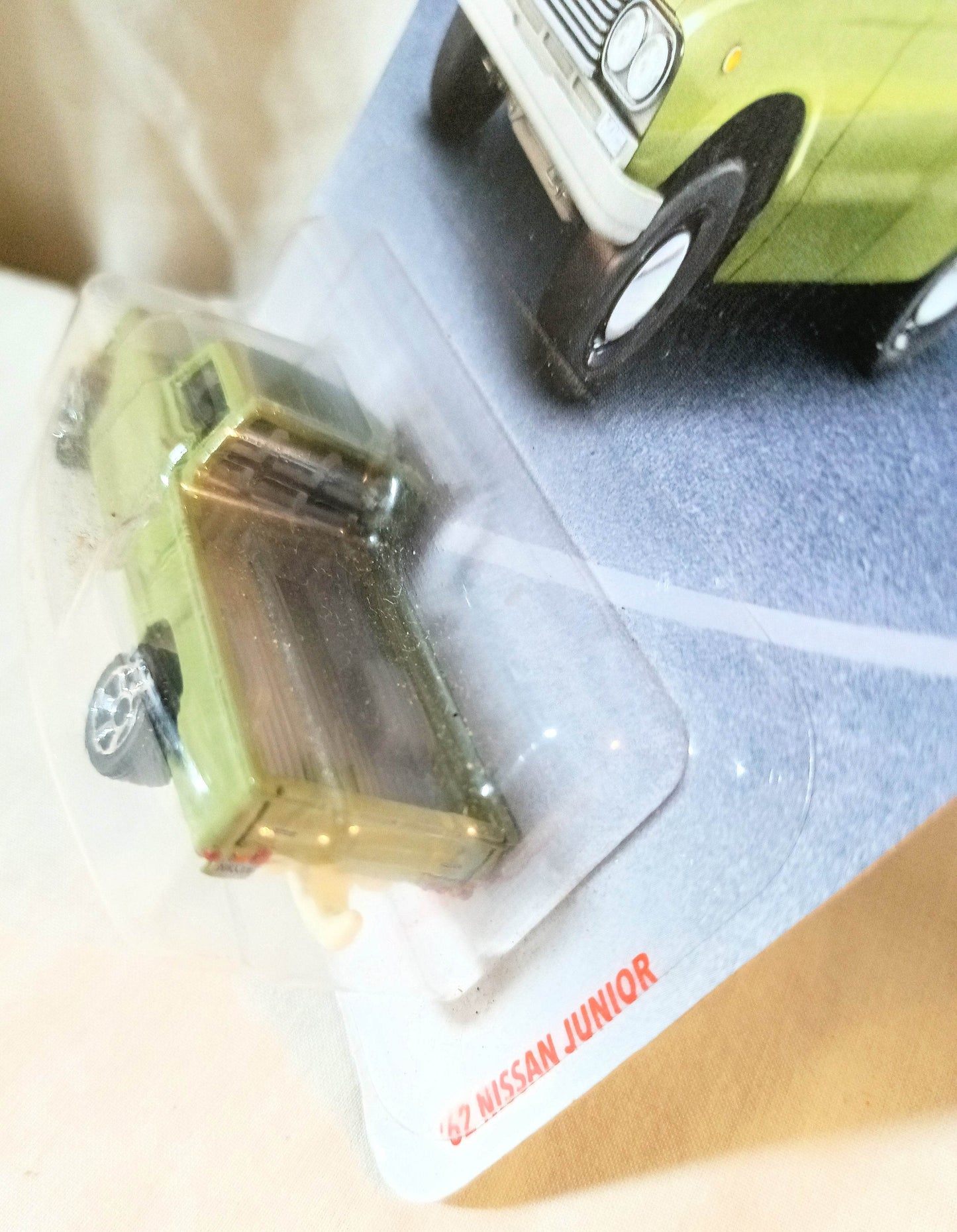 Matchbox 14 '62 Nissan Junior Pickup MBX Road Trip 2018 Olive Green - TulipStuff