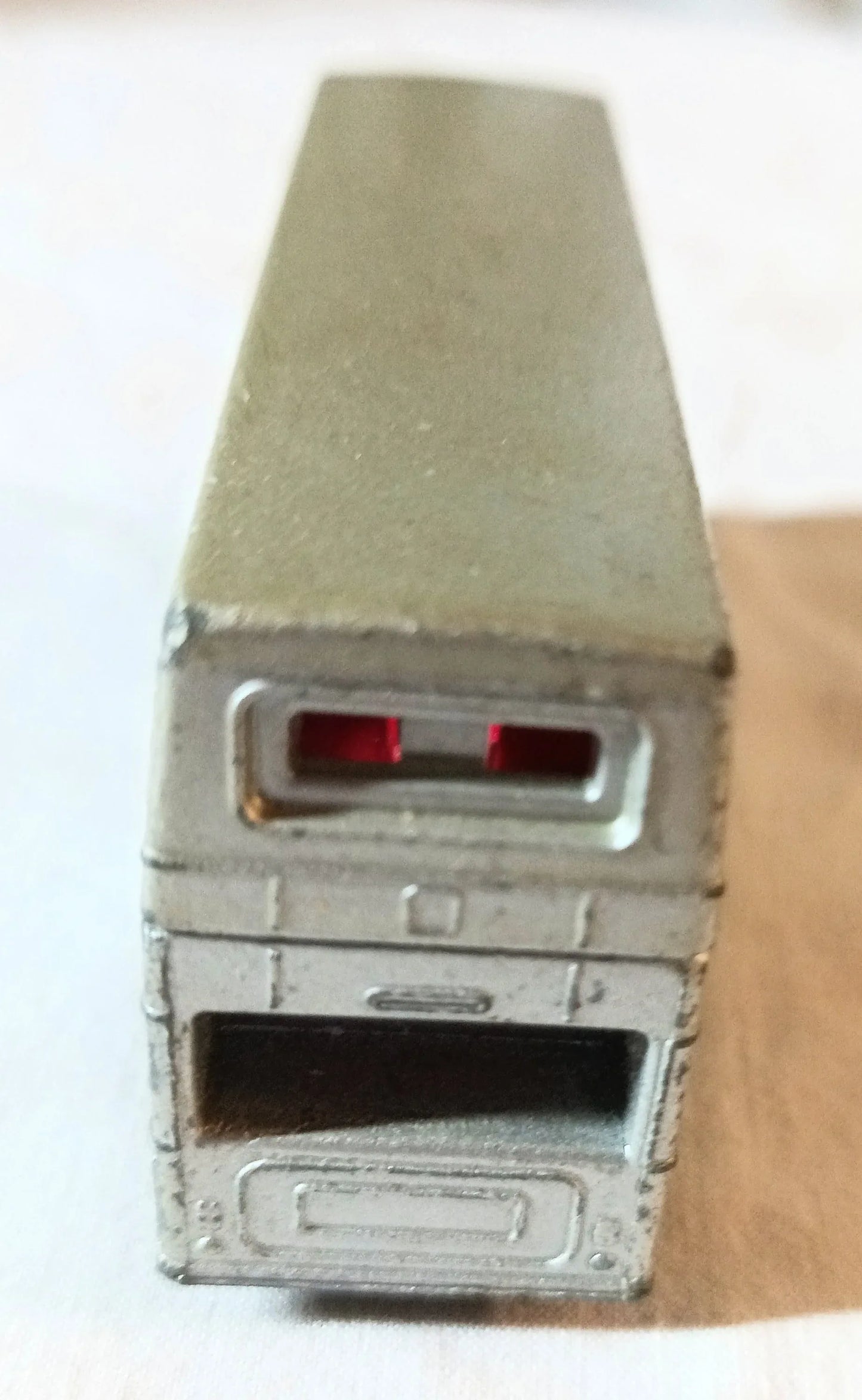 Matchbox 17 Silver Jubilee 1952-77 The Londoner London Bus 1977 - TulipStuff