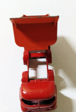 Load image into Gallery viewer, Lesney Matchbox 17 Hoveringham Tipper Dump Truck England 1963 - TulipStuff
