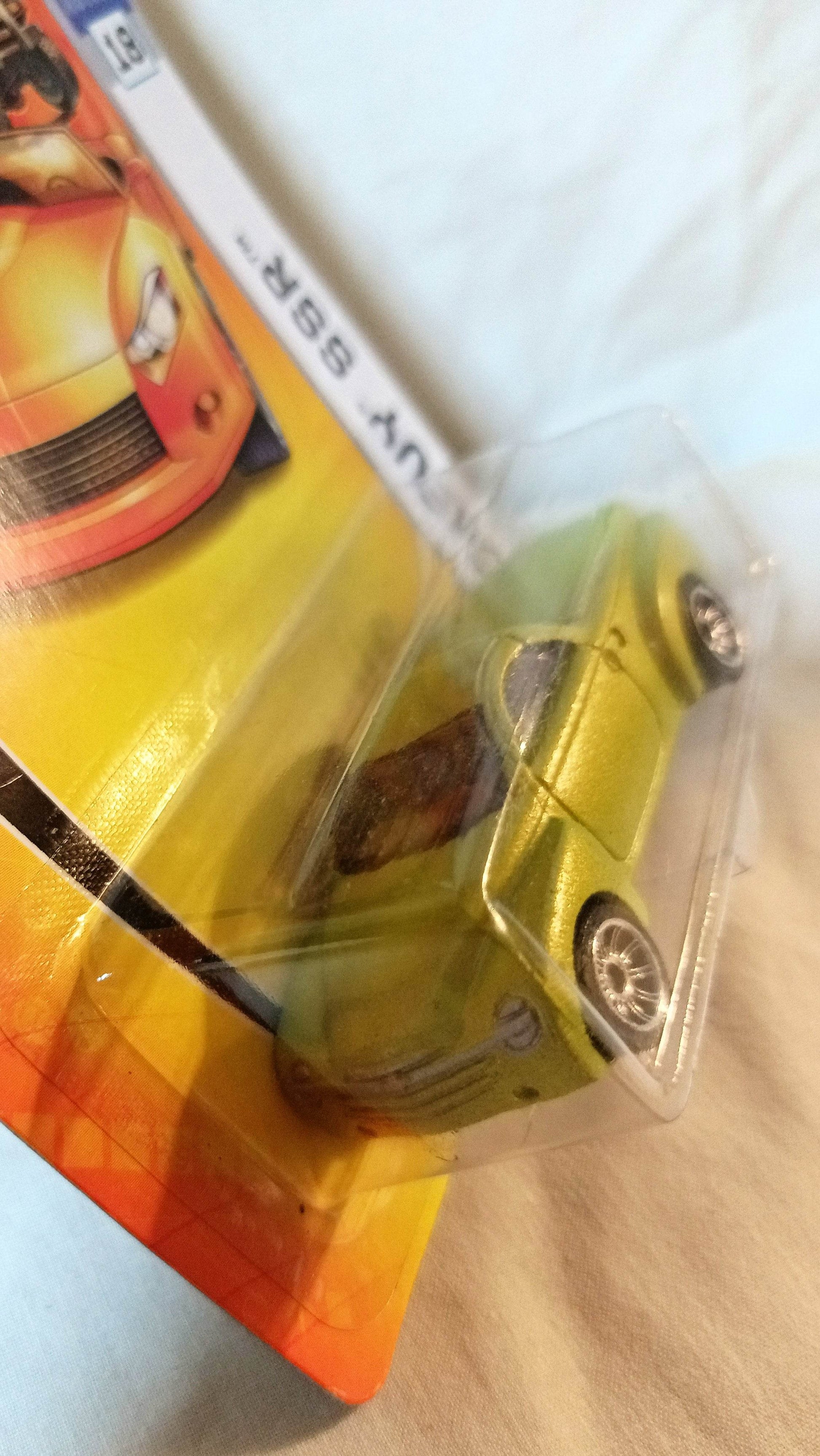 Matchbox #18 Chevy SSR Convertibnle Pickup MBX Metal 2007 - TulipStuff