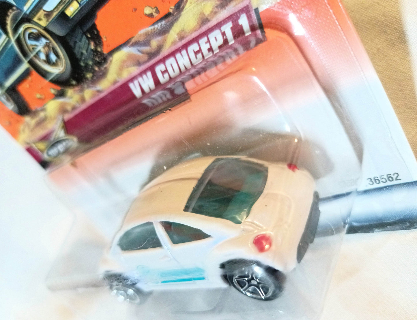 Matchbox #18 Volkswagen VW Concept 1 Top Class Series 1999 - TulipStuff