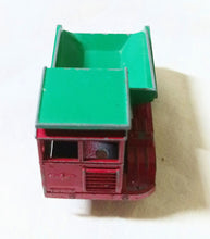 Load image into Gallery viewer, Lesney Matchbox No 2 Muir Hill Dumper Laing Dump Truck 1961 - TulipStuff
