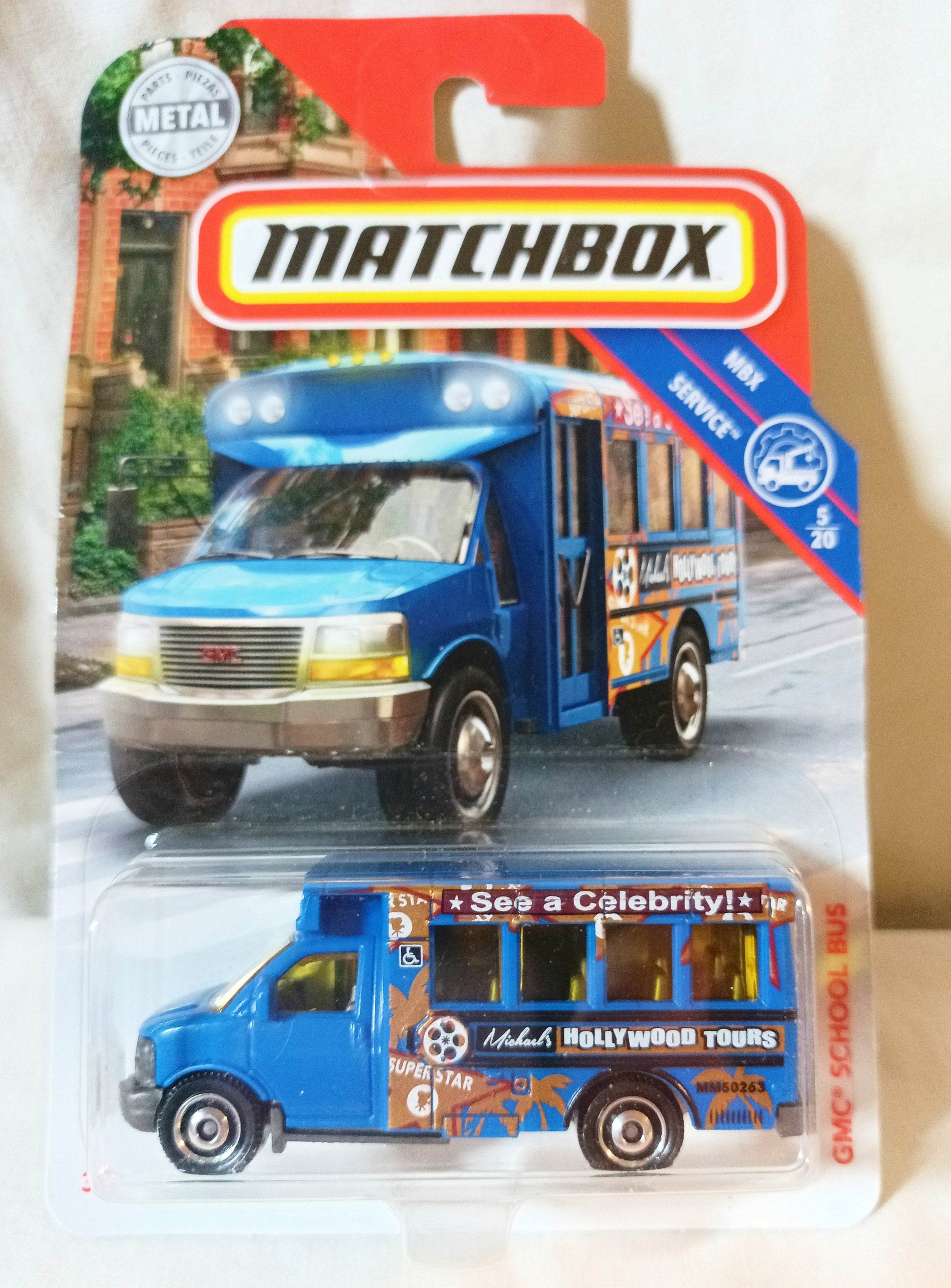 Matchbox #18 GMC School Bus Hollywood Tours MBX Service 2018 - TulipStuff